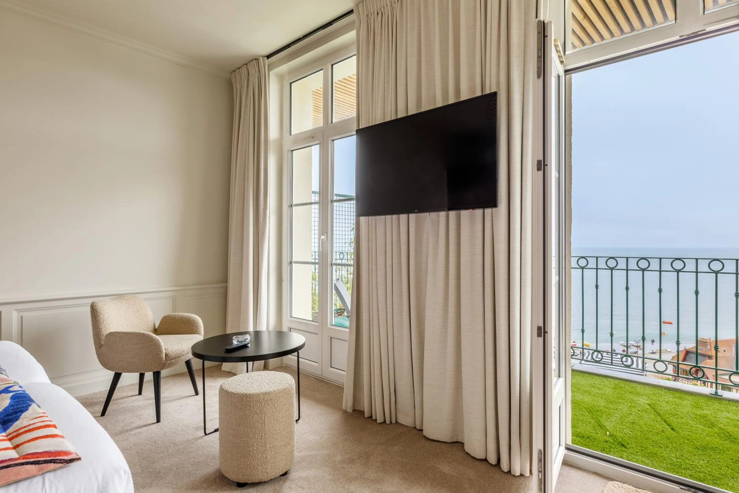 TV and multimedia in Dormy House