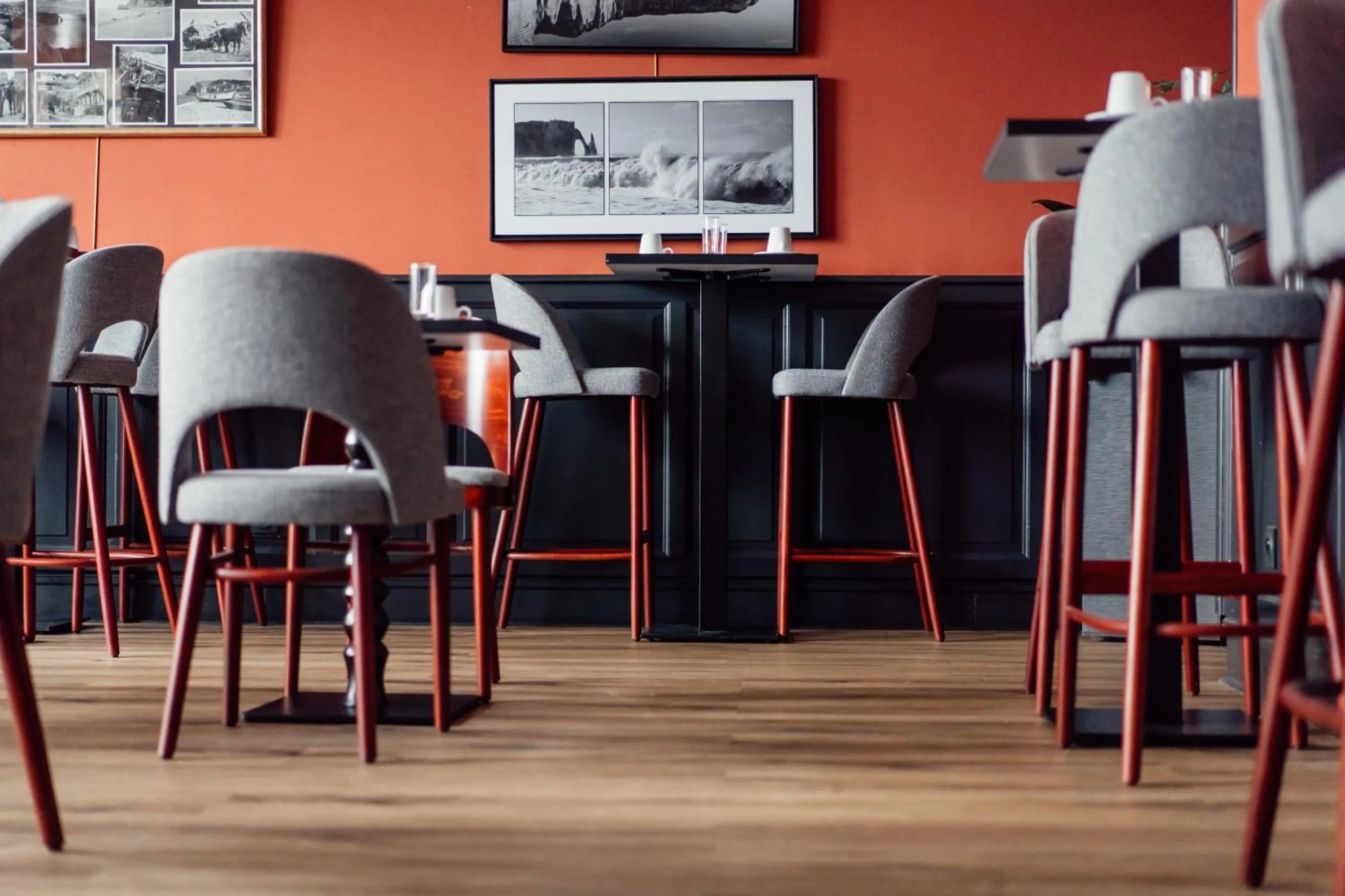 Restaurant/places to eat in Dormy House