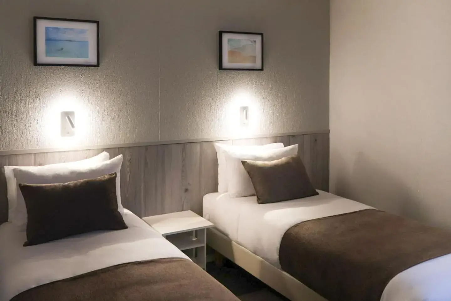 Bedroom, Bed in Rinascitel Larmor Plage Bedroom, Bed in Rinascitel Larmor Plage