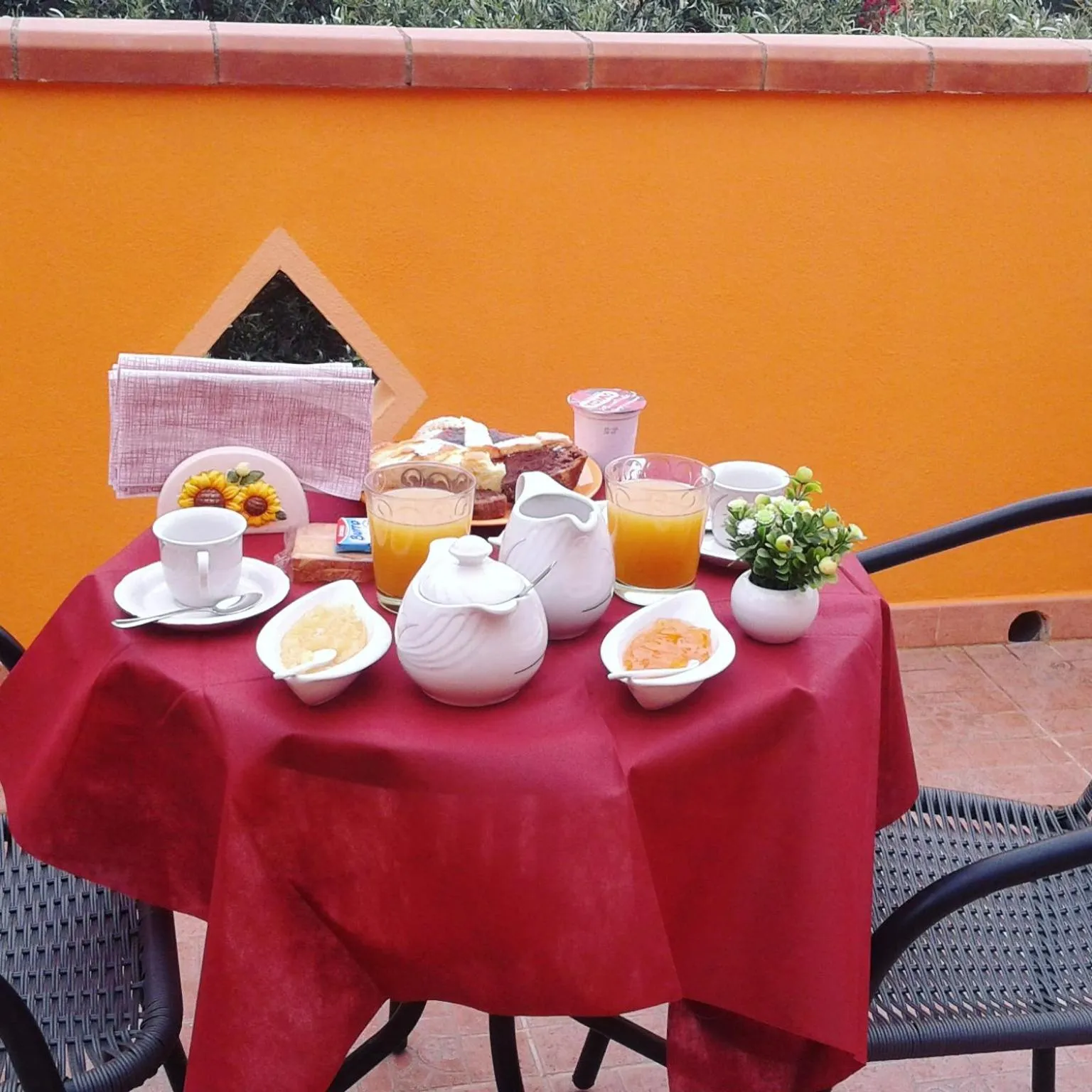 Italian breakfast in B&B Il Girasole