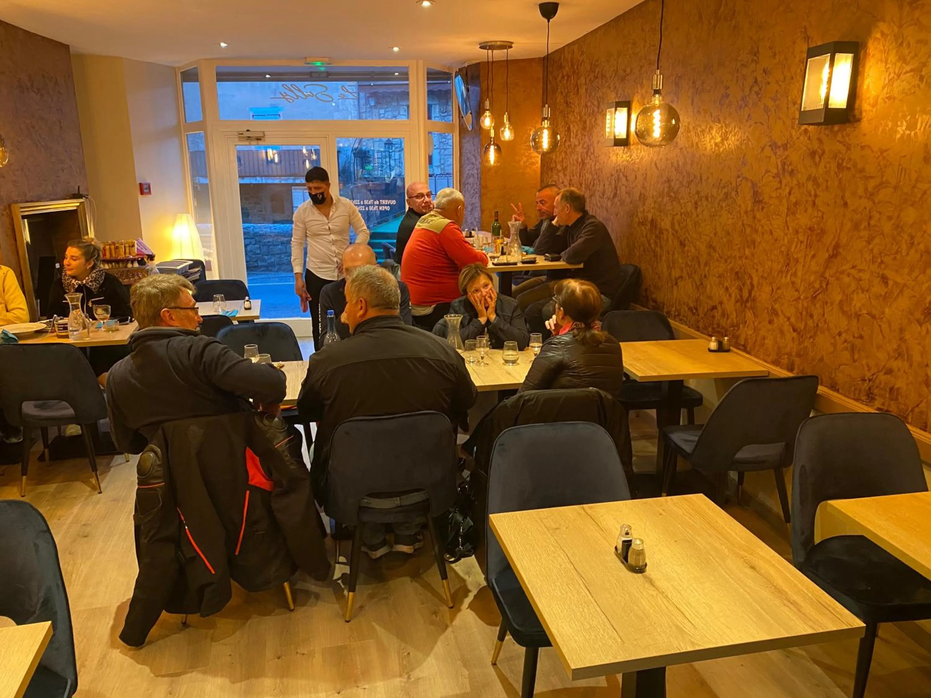 Breakfast in Hotel Le Sully