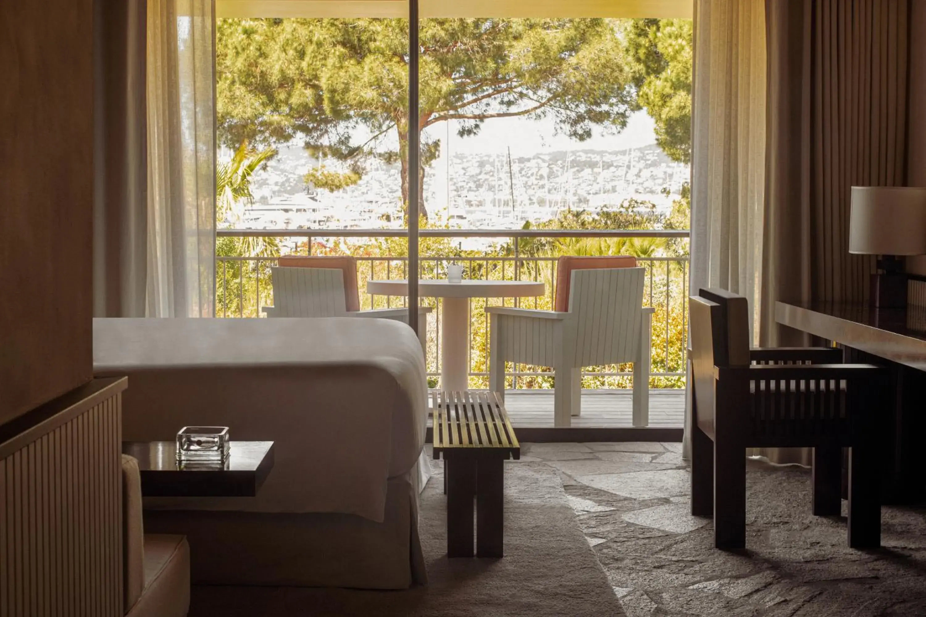 Living room in Cap d'Antibes Beach Hotel Living room in Cap d'Antibes Beach Hotel