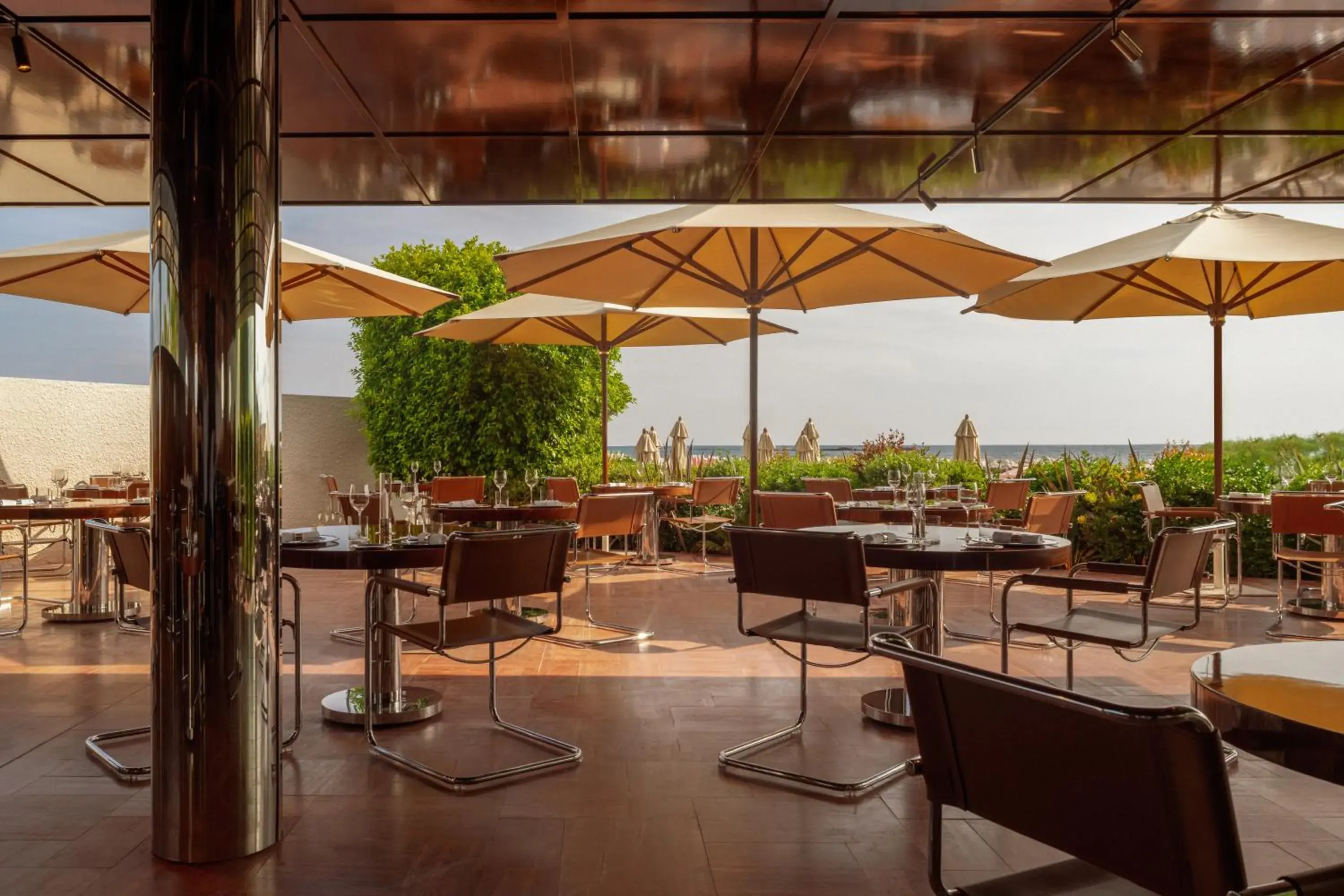 Restaurant/places to eat in Cap d'Antibes Beach Hotel Restaurant/places to eat in Cap d'Antibes Beach Hotel