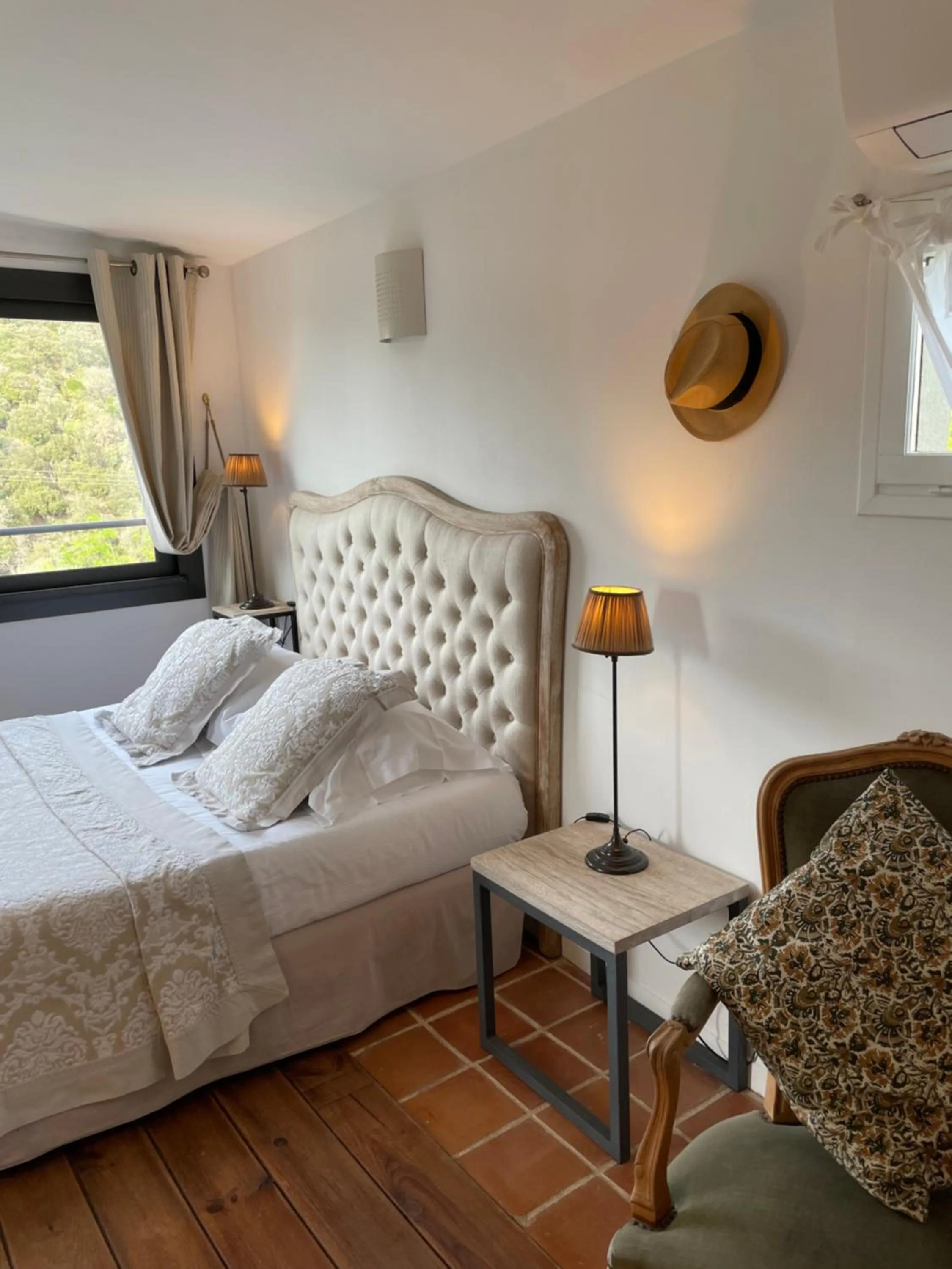 Bed in Le Relais Des Chartreuses