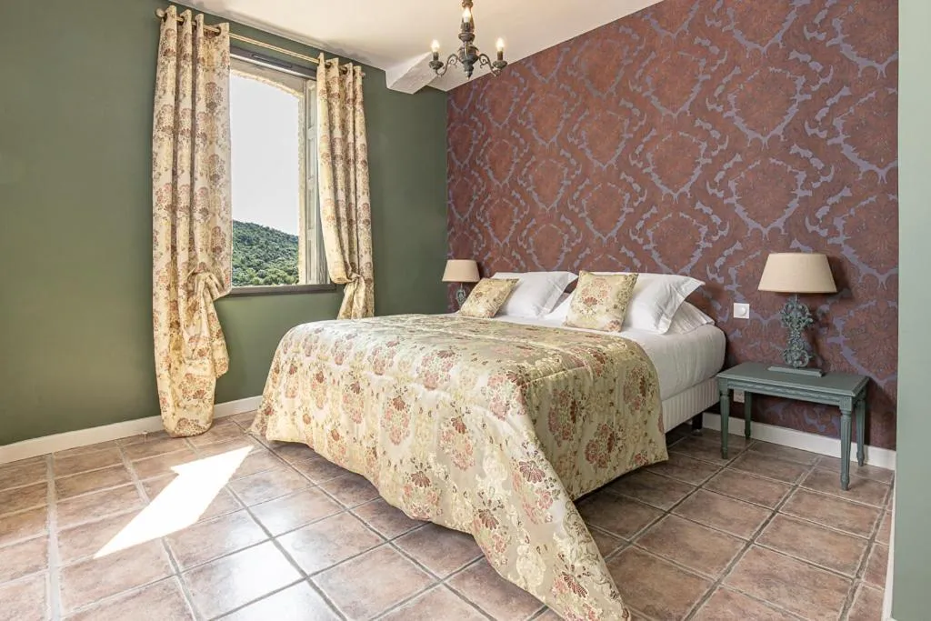 Bed in Le Relais Des Chartreuses