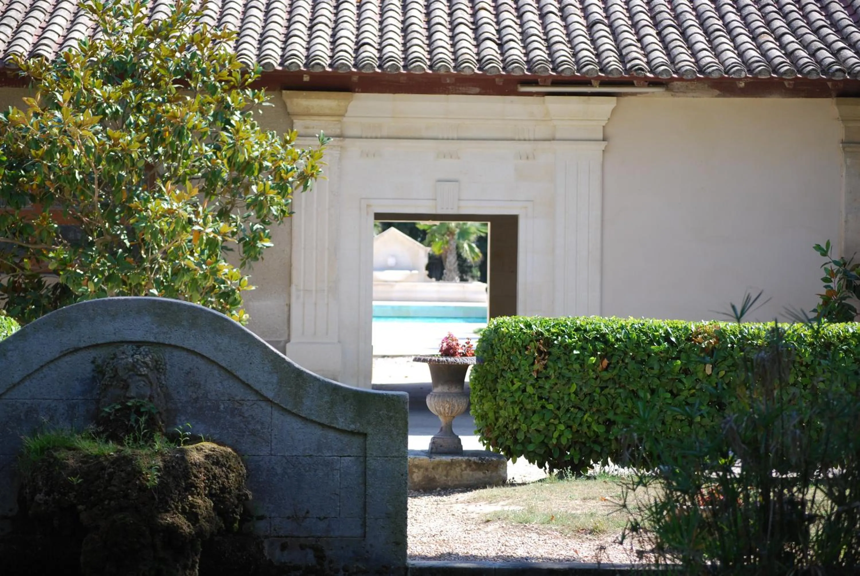 Decorative detail in Domaine du Grand Malherbes