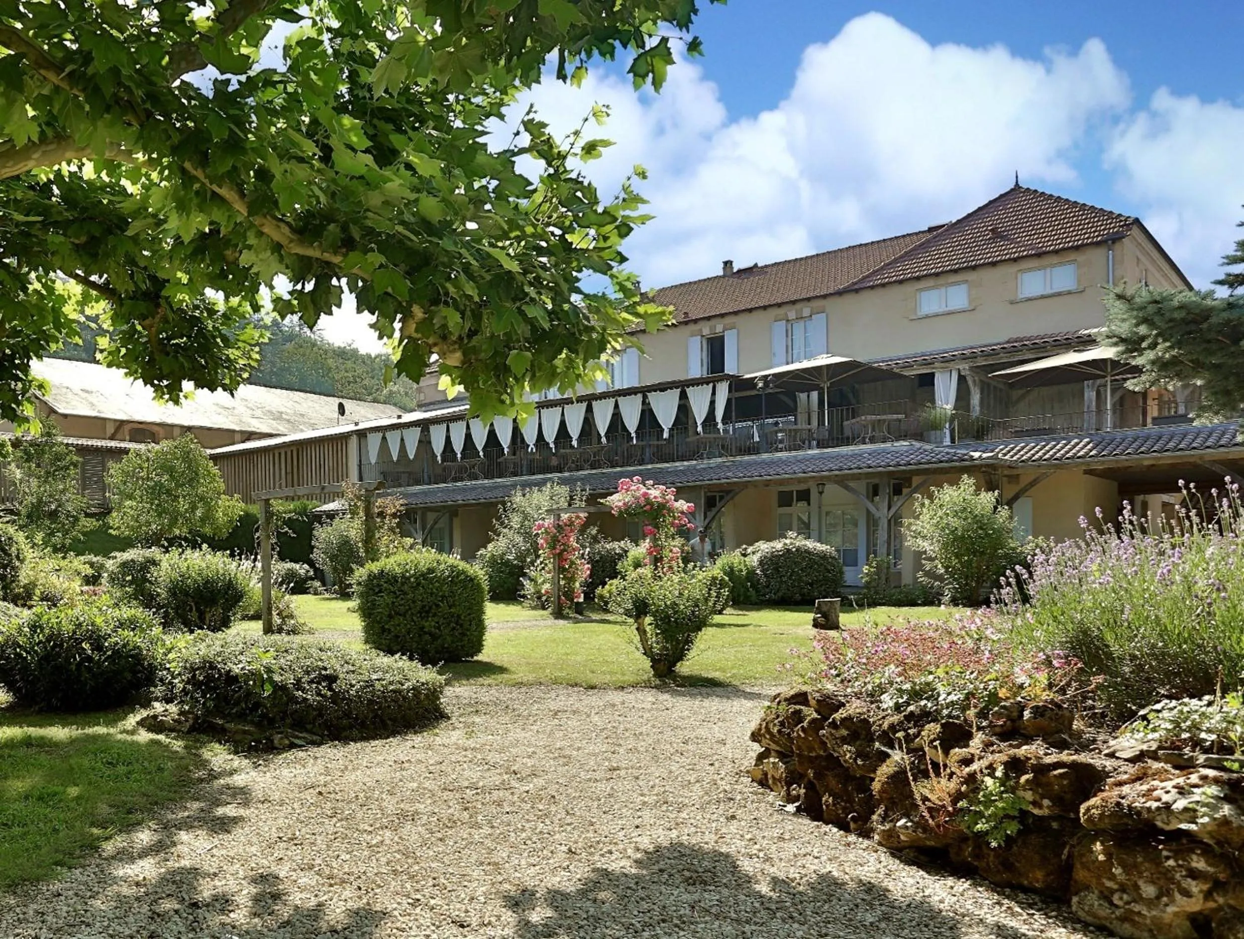 Property building in Les Glycines - Hôtel & Spa - Teritoria