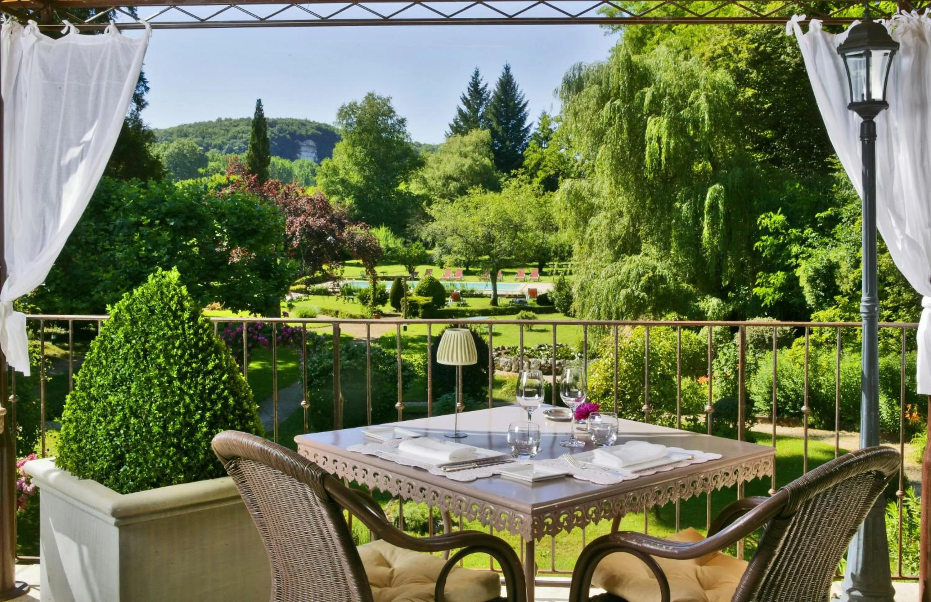 Restaurant/places to eat in Les Glycines - Hôtel & Spa - Teritoria