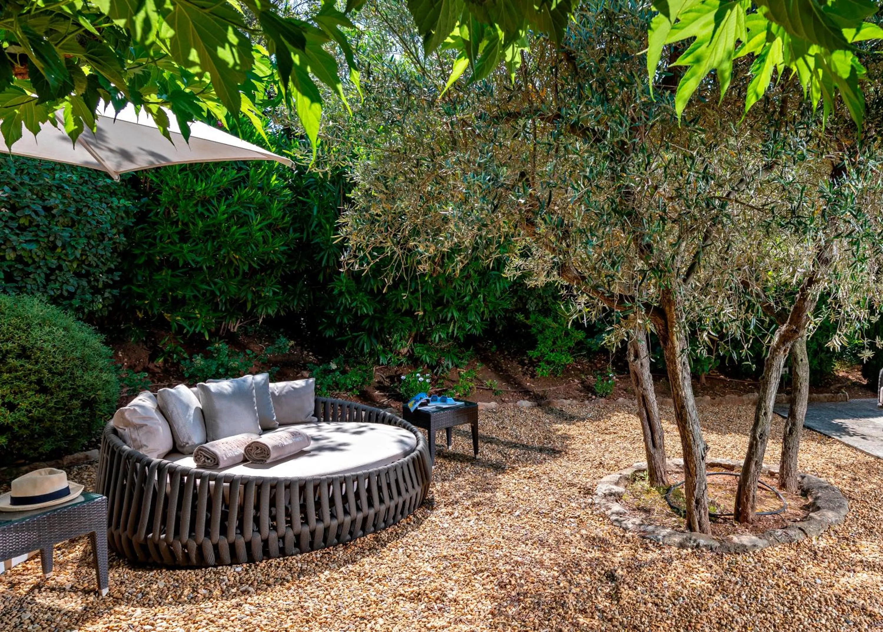 Garden view in Mas de l'Oulivié