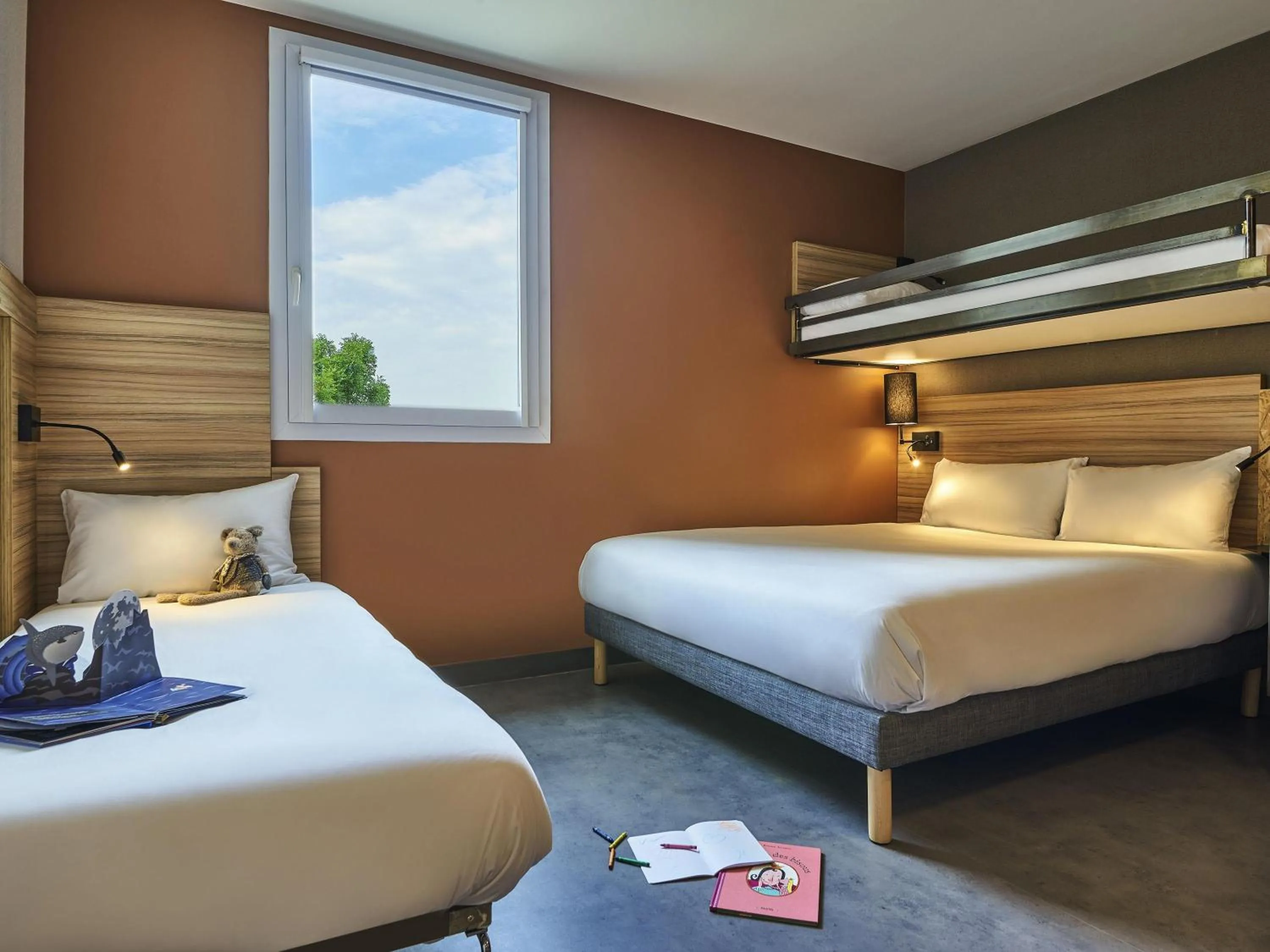 Bedroom, Bed in Greet Hotel Paris porte de la Chapelle - Aréna