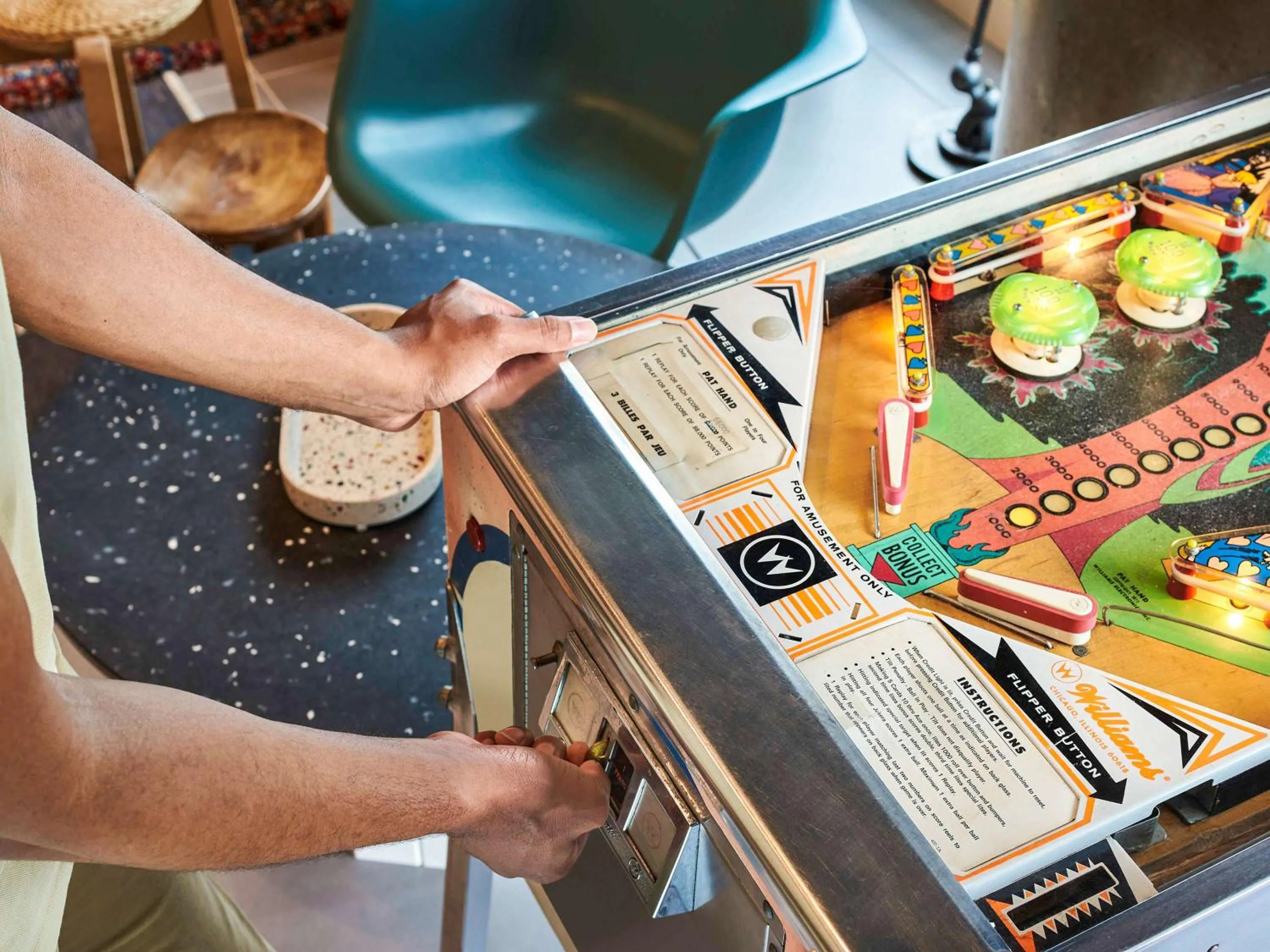 Lounge or bar in greet hotel Paris Nord 18è