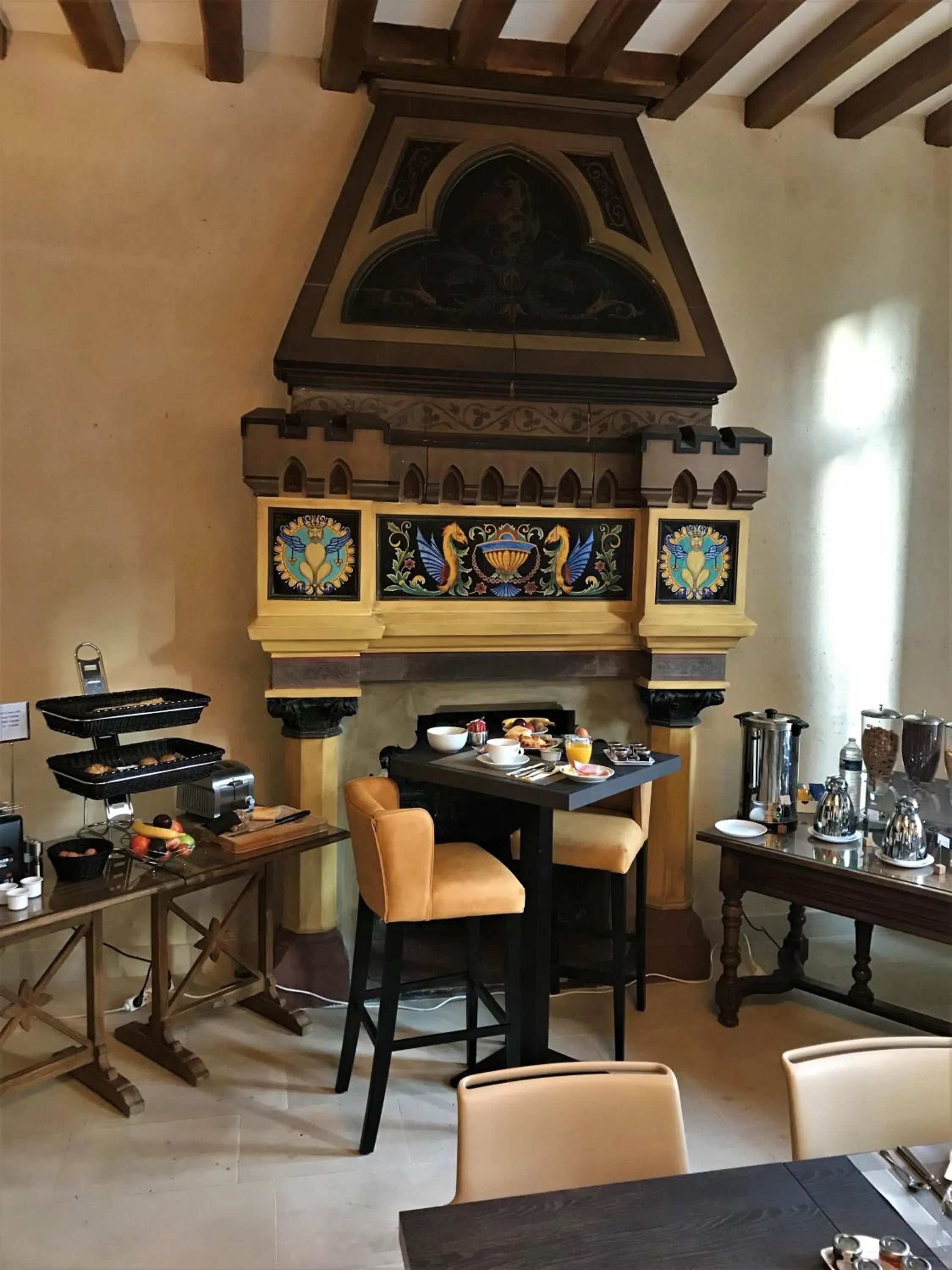 Breakfast in Hôtel Le Régent