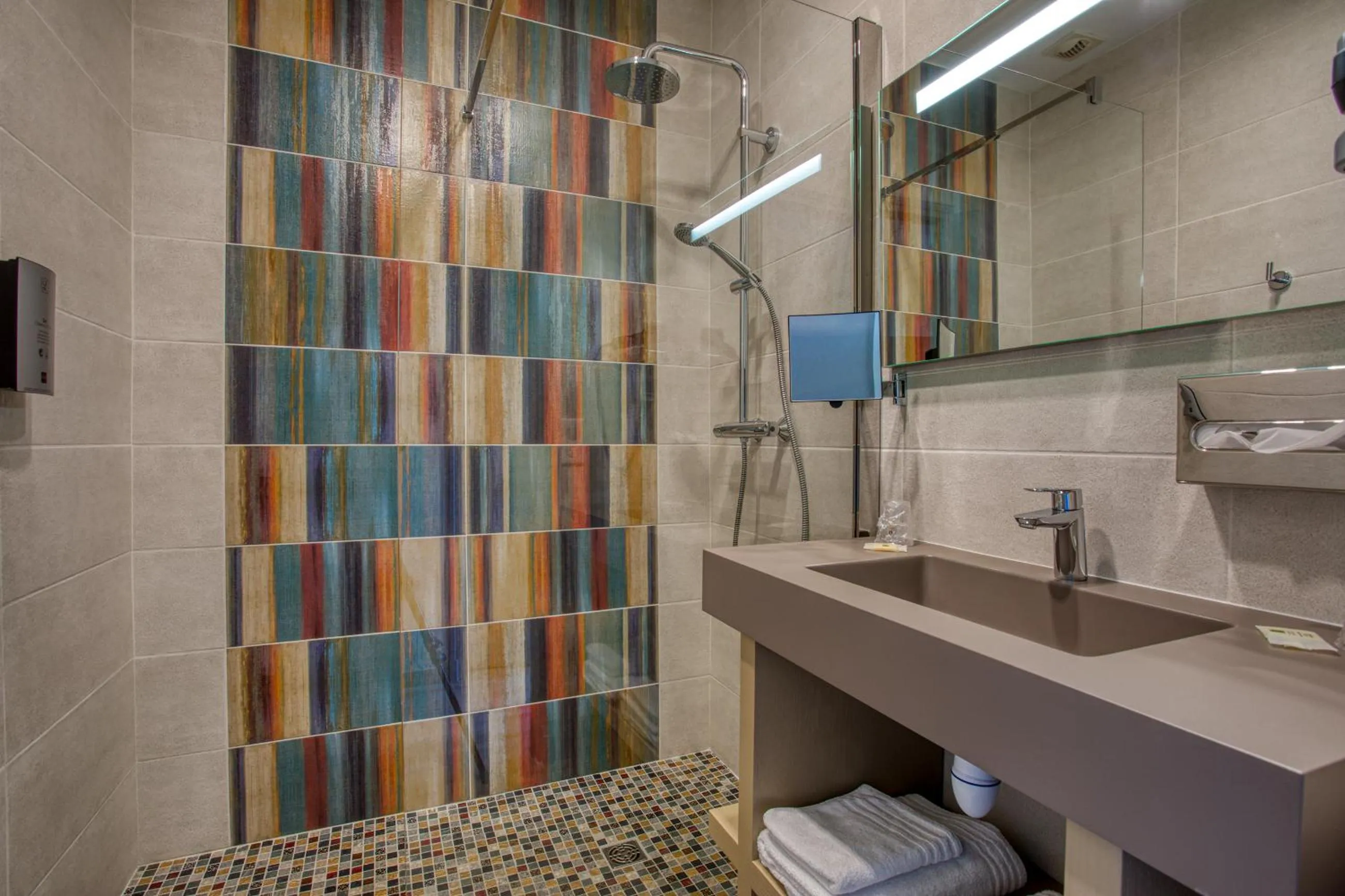 Property building in Hotel Restaurant Laborderie