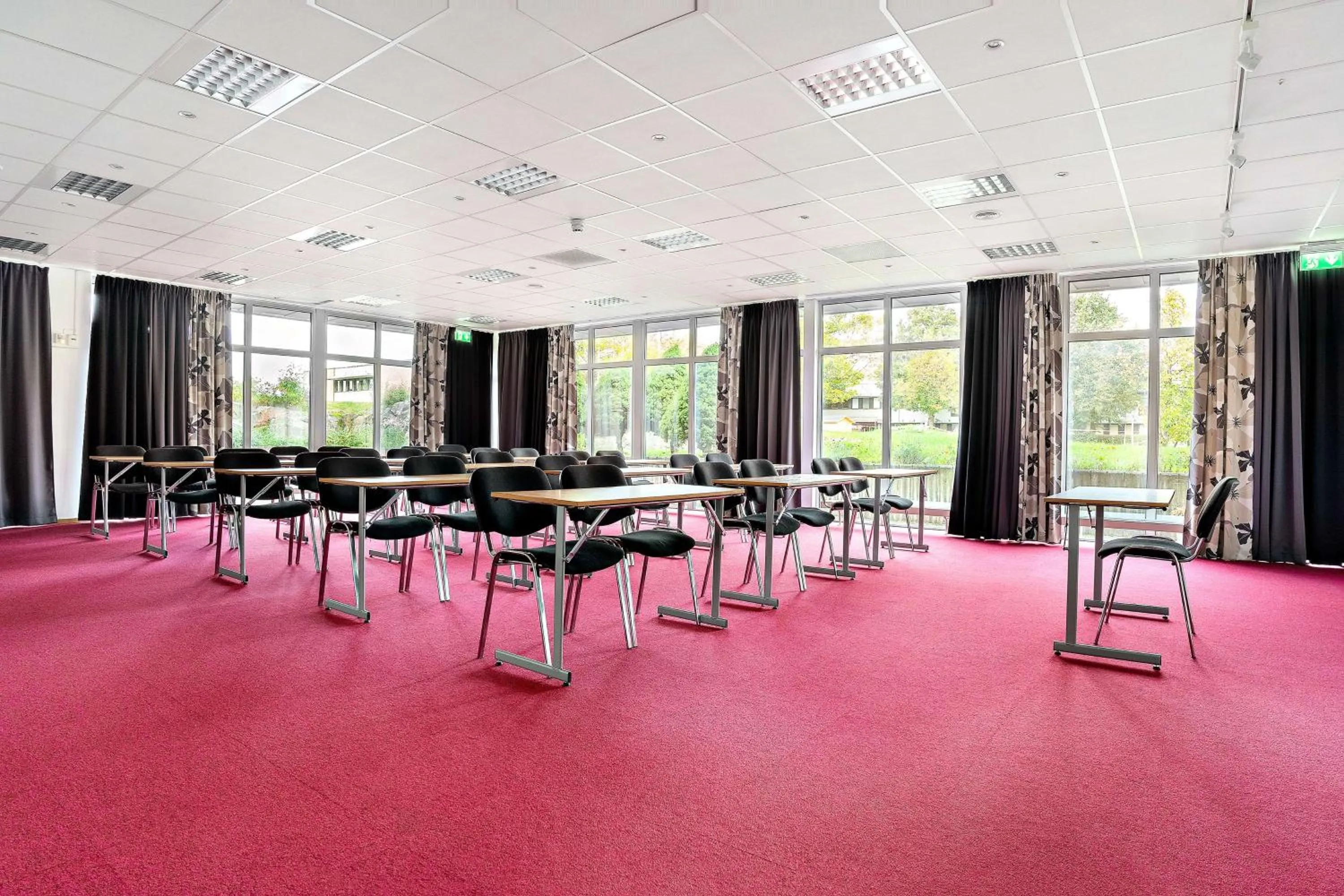 Meeting/conference room in Best Western Royal Star