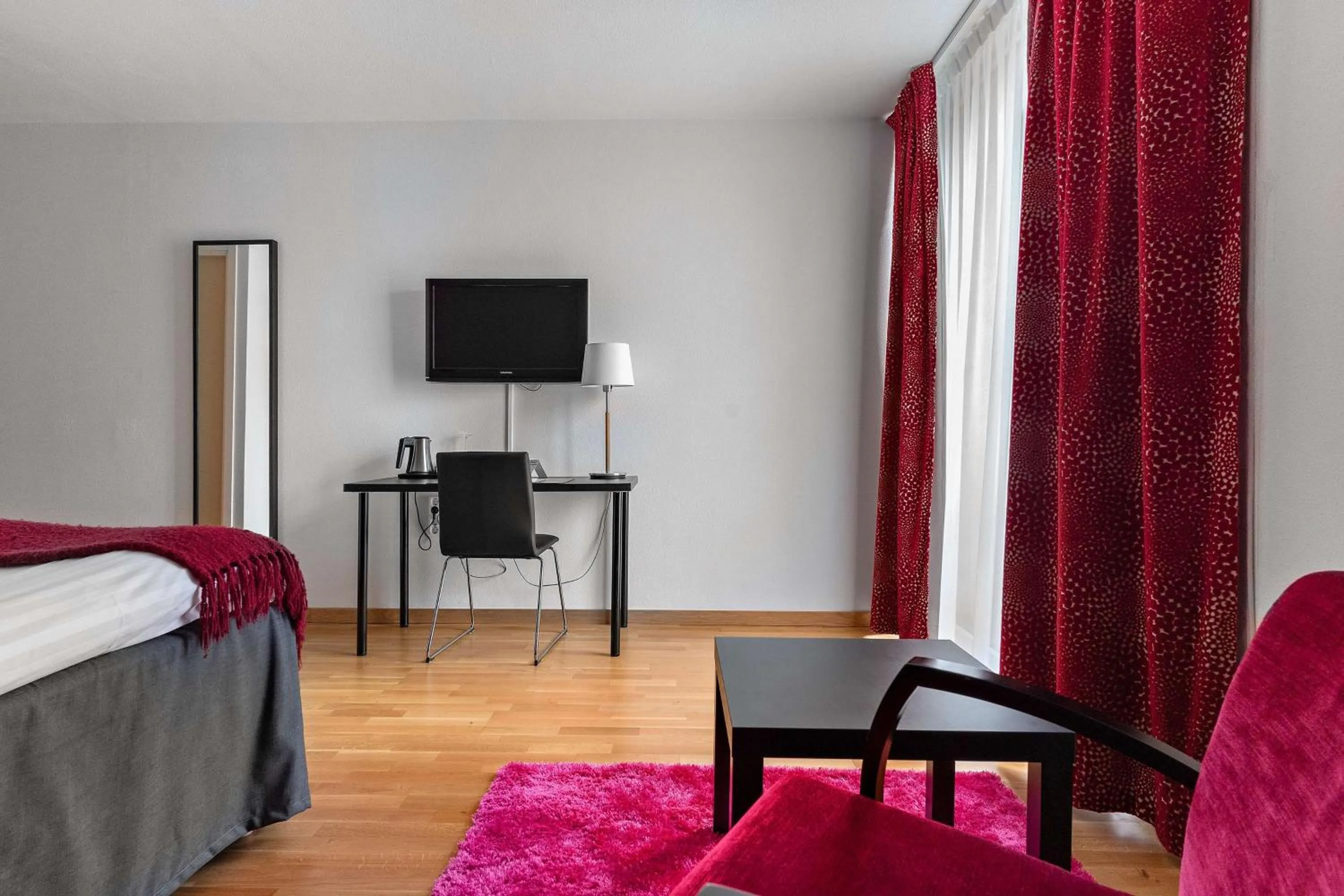 Bedroom, Bed in Best Western Royal Star