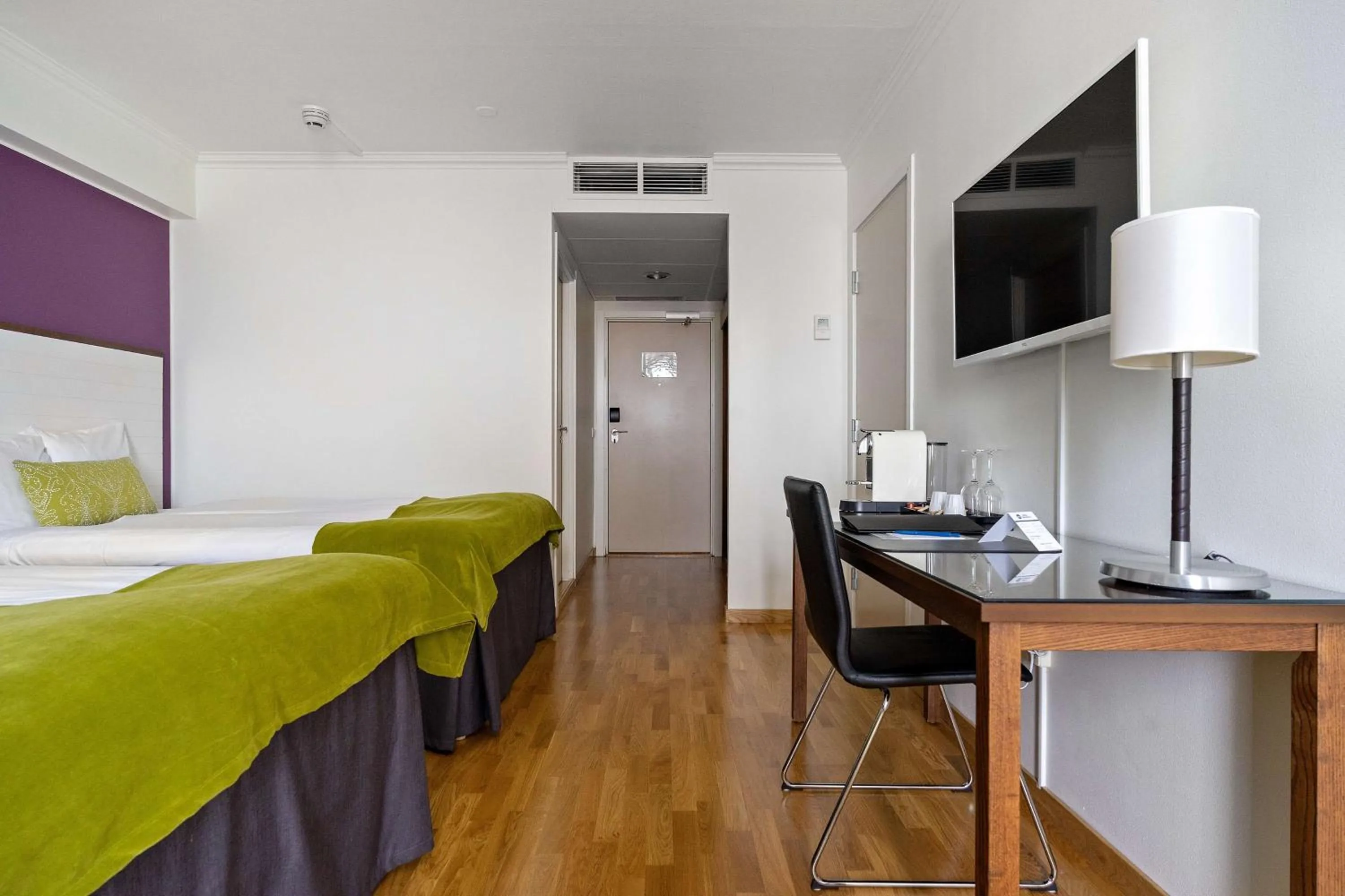 Bedroom, Bed in Best Western Royal Star