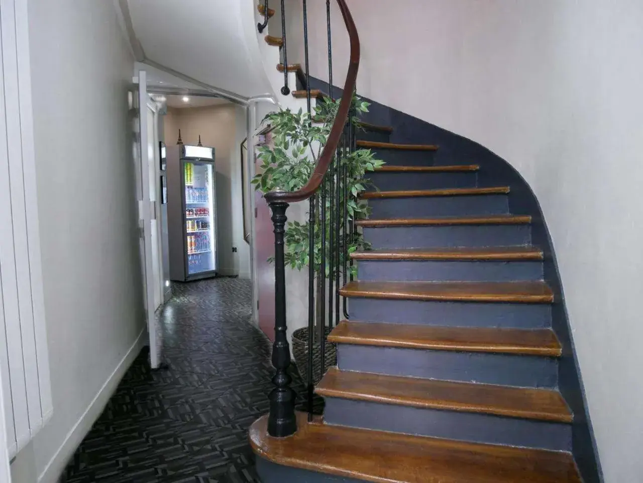 Property building in Bonséjour Montmartre Property building in Bonséjour Montmartre