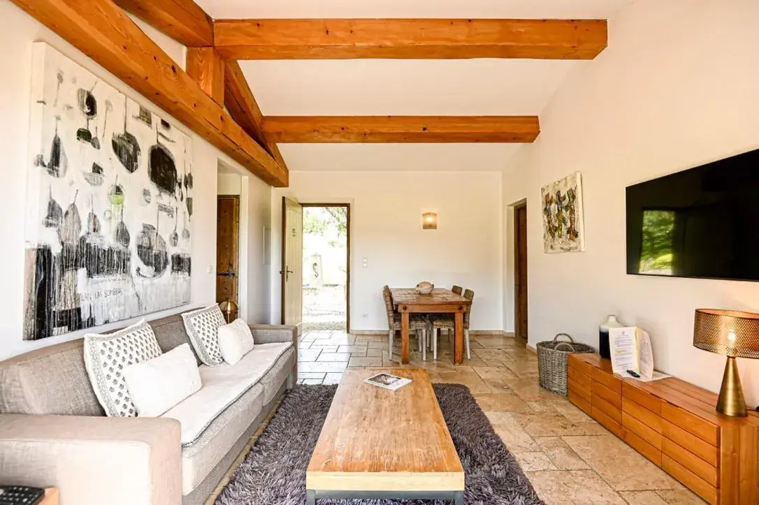 Suite with Terrace in Auberge de l'Oumède Suite with Terrace in Auberge de l'Oumède