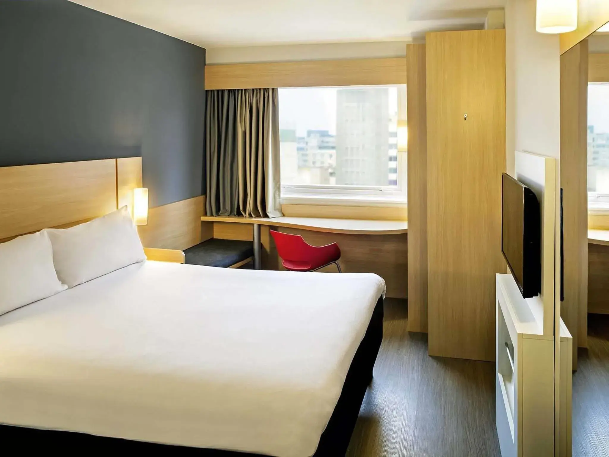 Bedroom, Bed in ibis Copacabana Posto 5 Bedroom, Bed in ibis Copacabana Posto 5