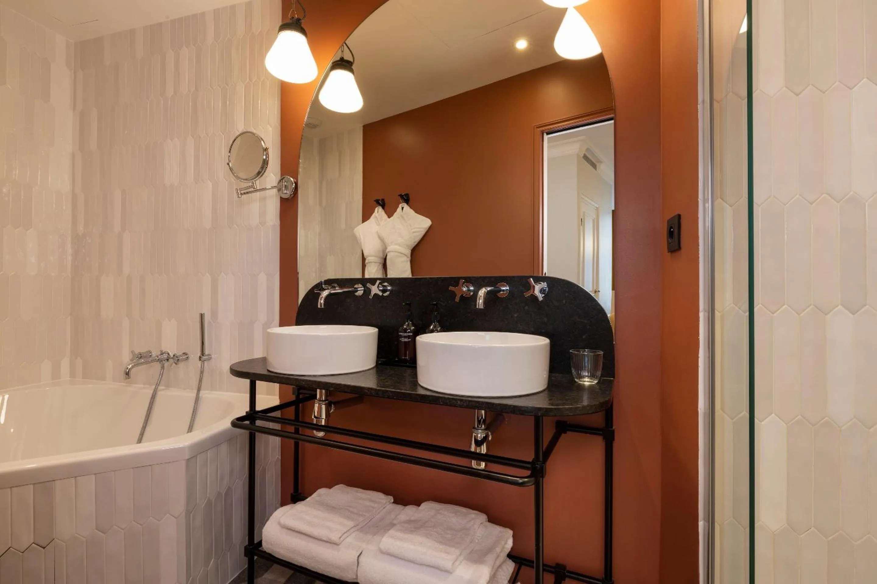 Bedroom in Hôtel Gramont