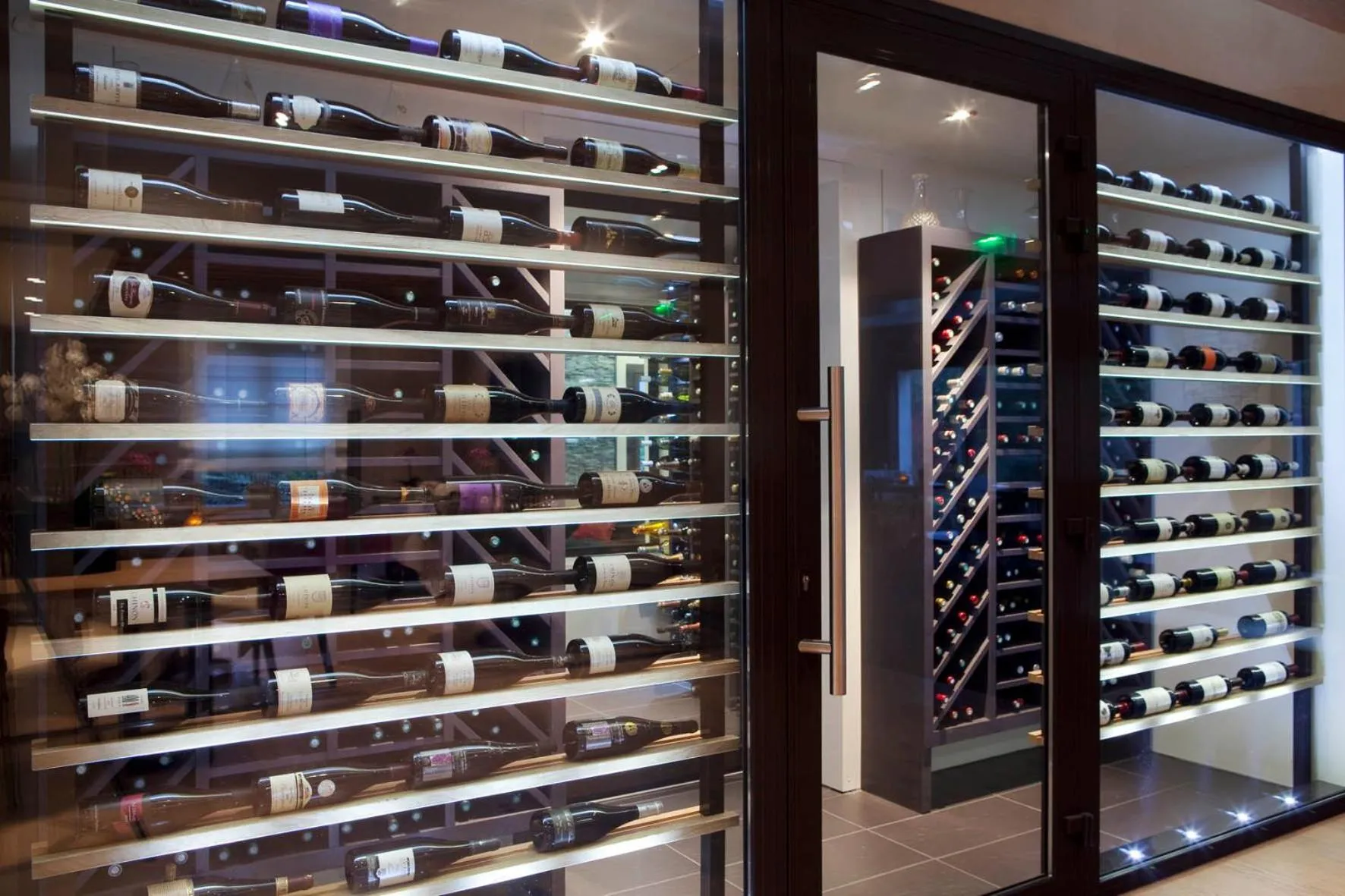 Area and facilities in L'Aubinière Hôtel Restaurant & Spa