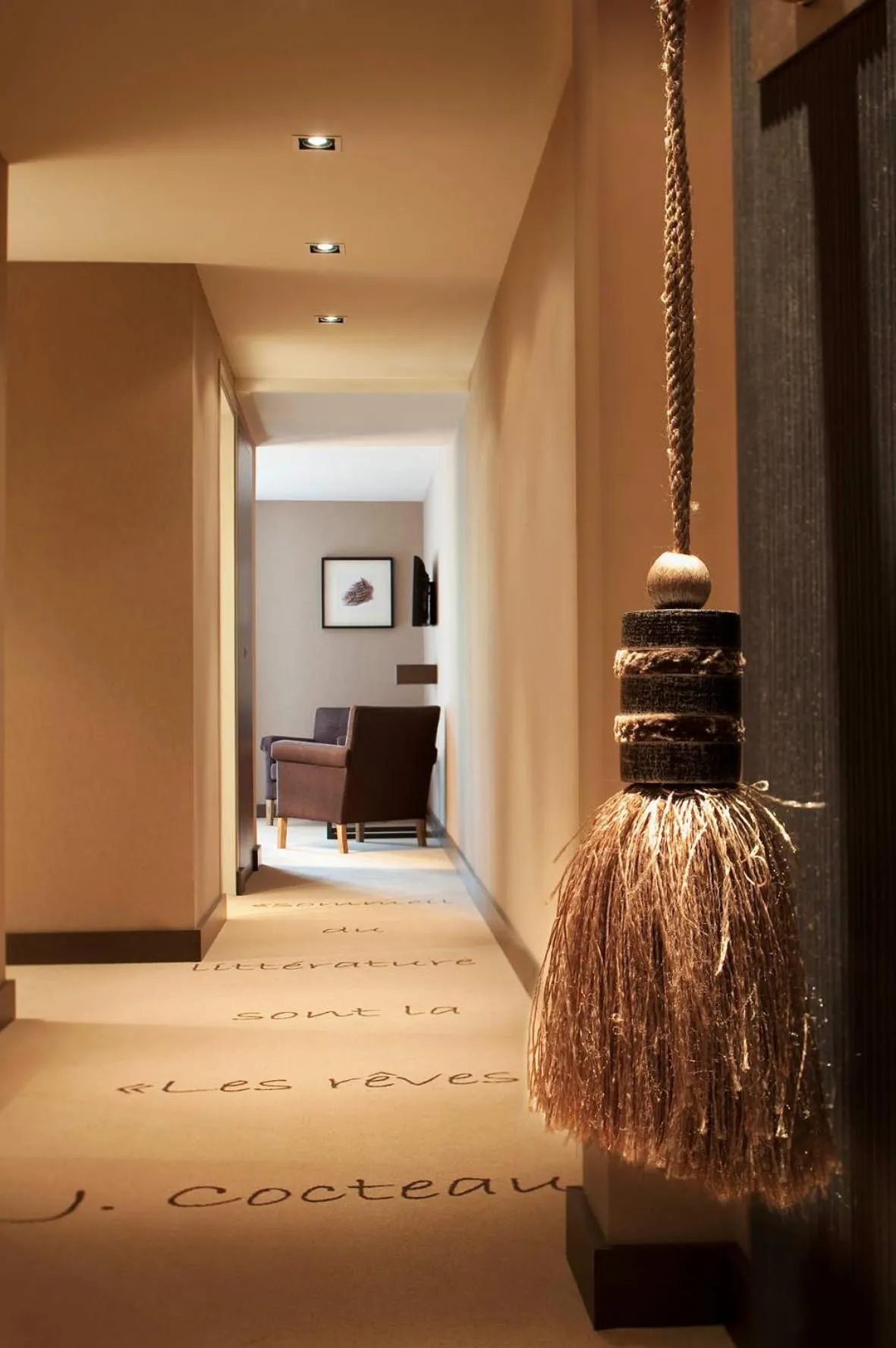 Decorative detail in L'Aubinière Hôtel Restaurant & Spa