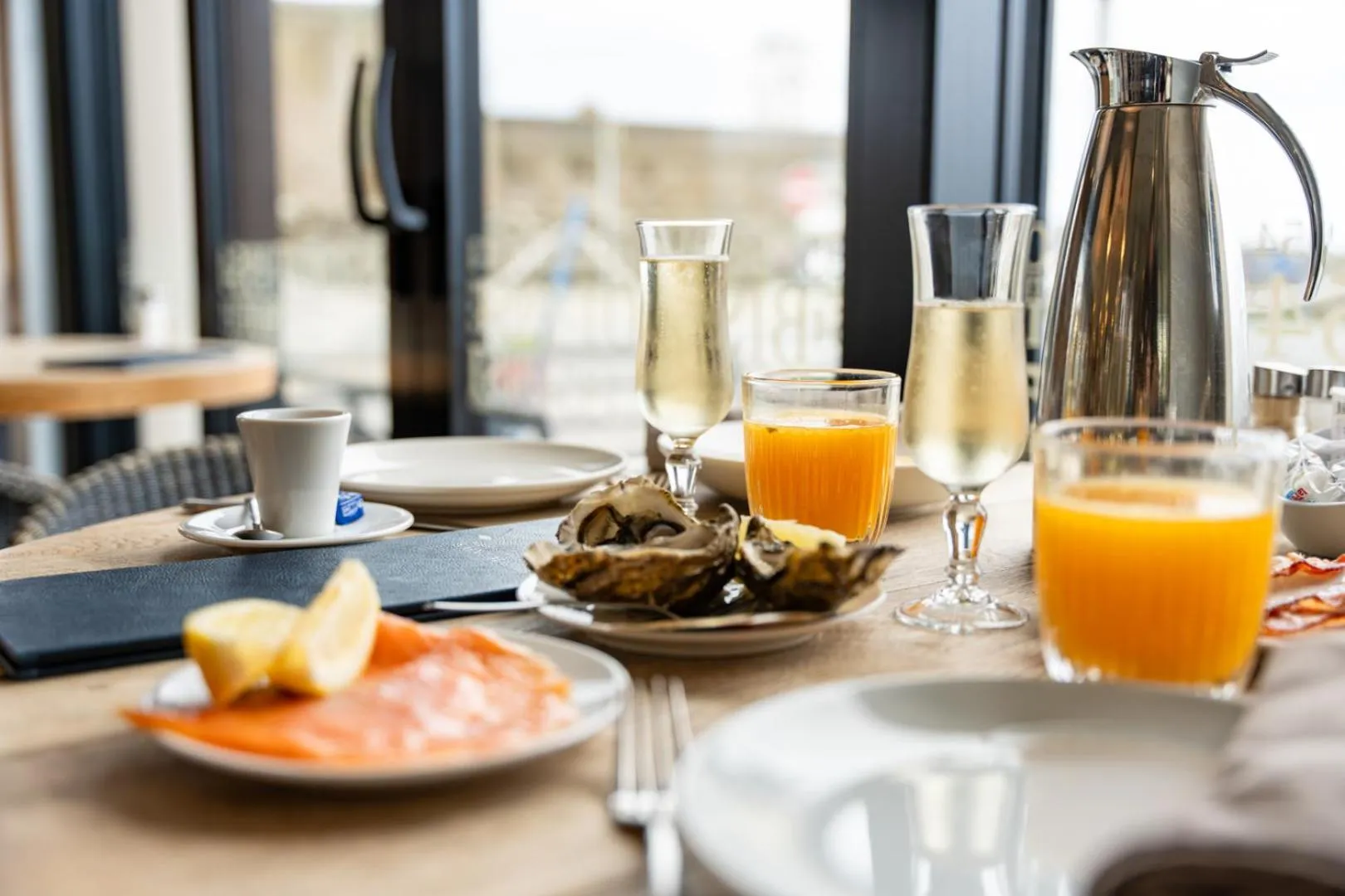 Breakfast in Hostellerie de la Pointe Saint-Mathieu - SPA & Restaurant