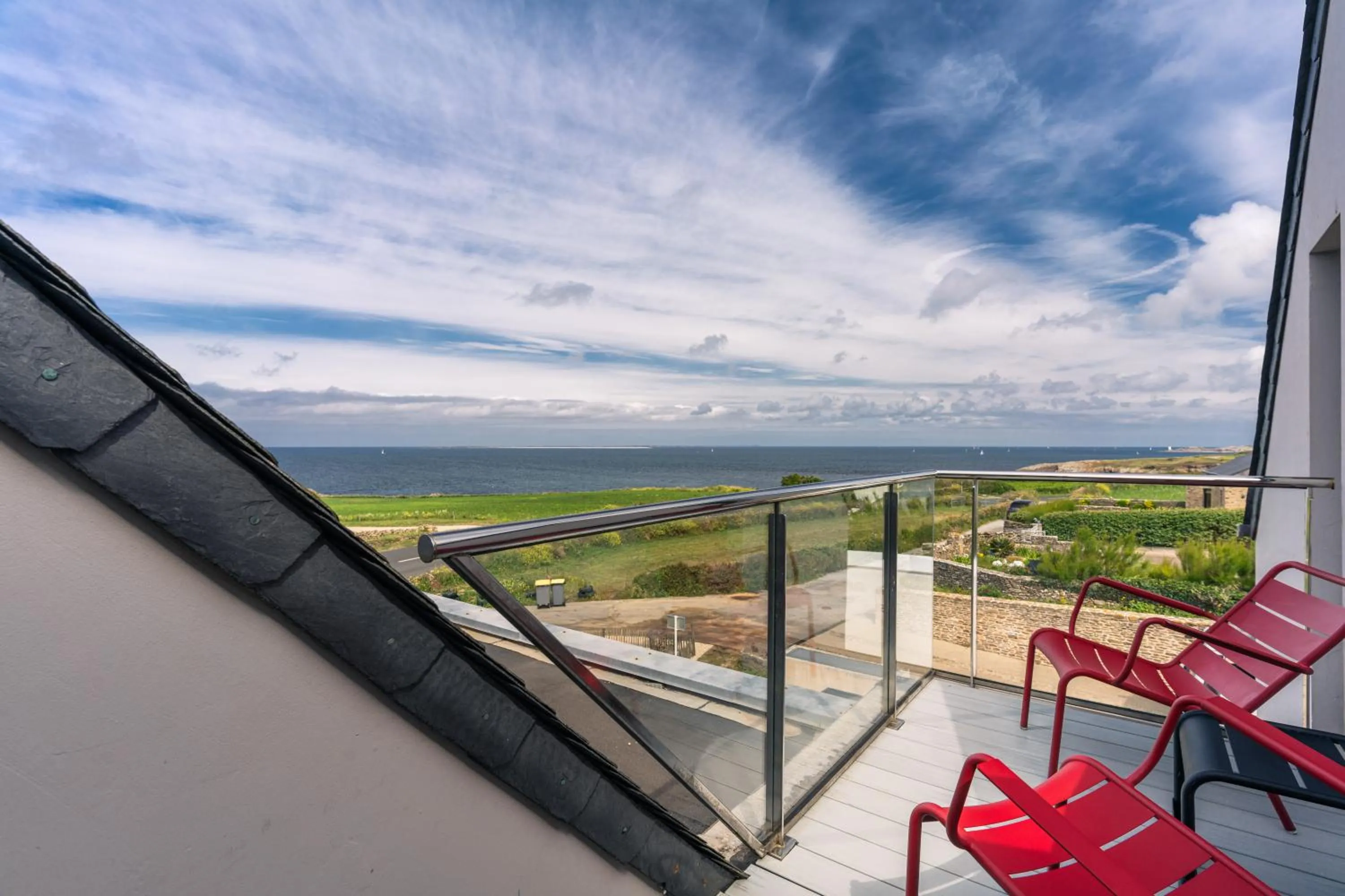 Day in Hostellerie de la Pointe Saint-Mathieu - SPA & Restaurant