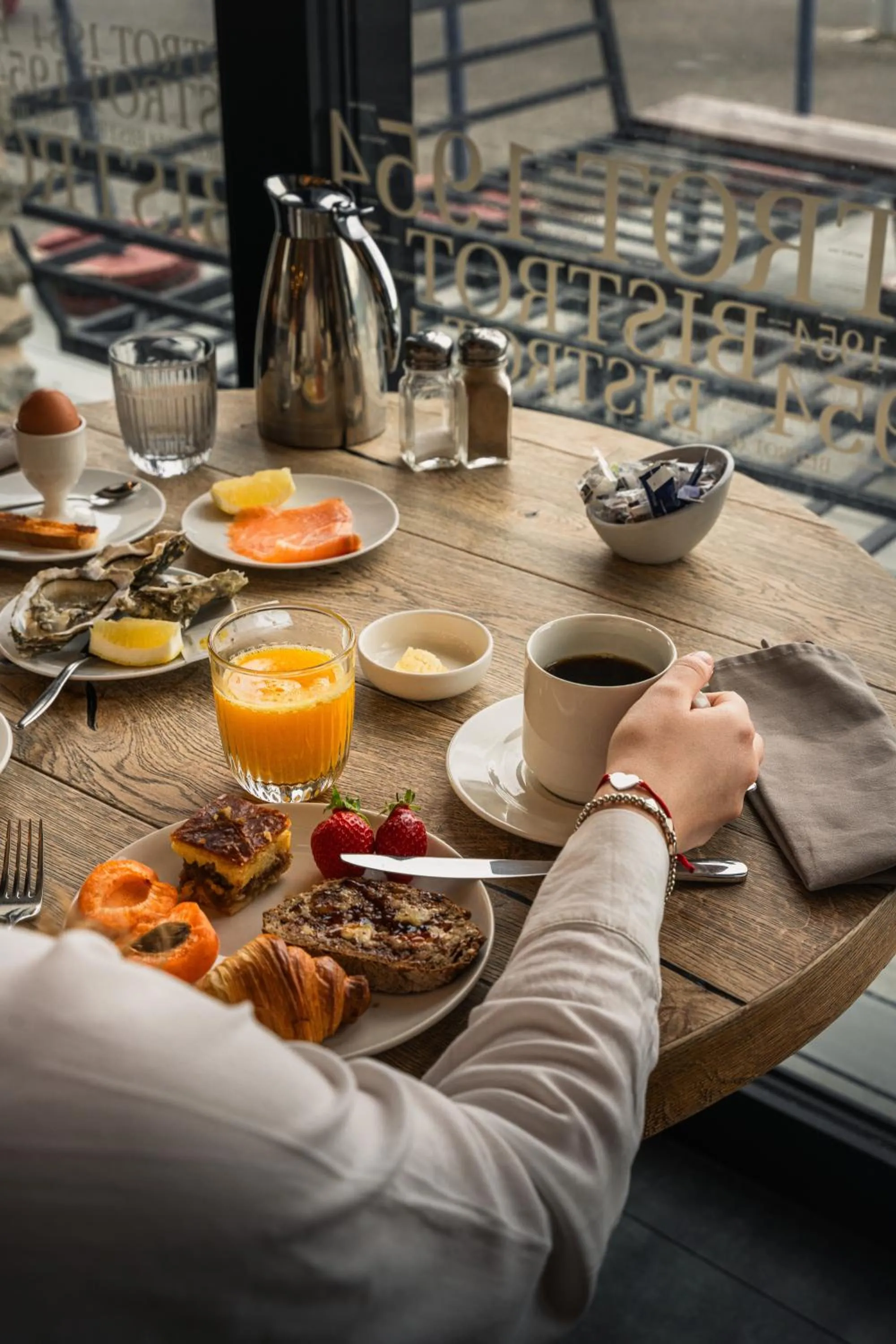 Breakfast in Hostellerie de la Pointe Saint-Mathieu - SPA & Restaurant