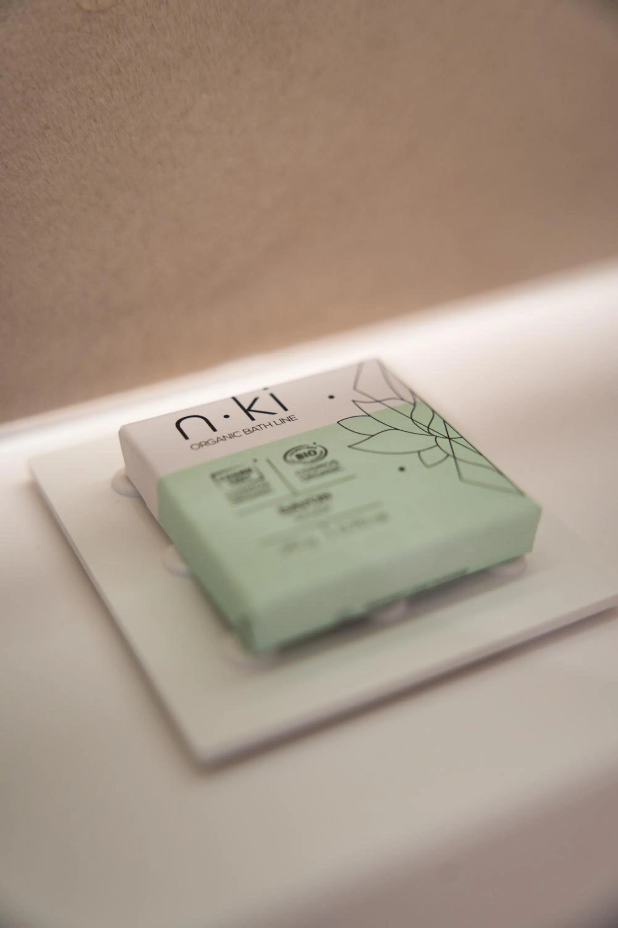 Bathroom in Hôtel du Golf de l'Ailette, The Originals Relais