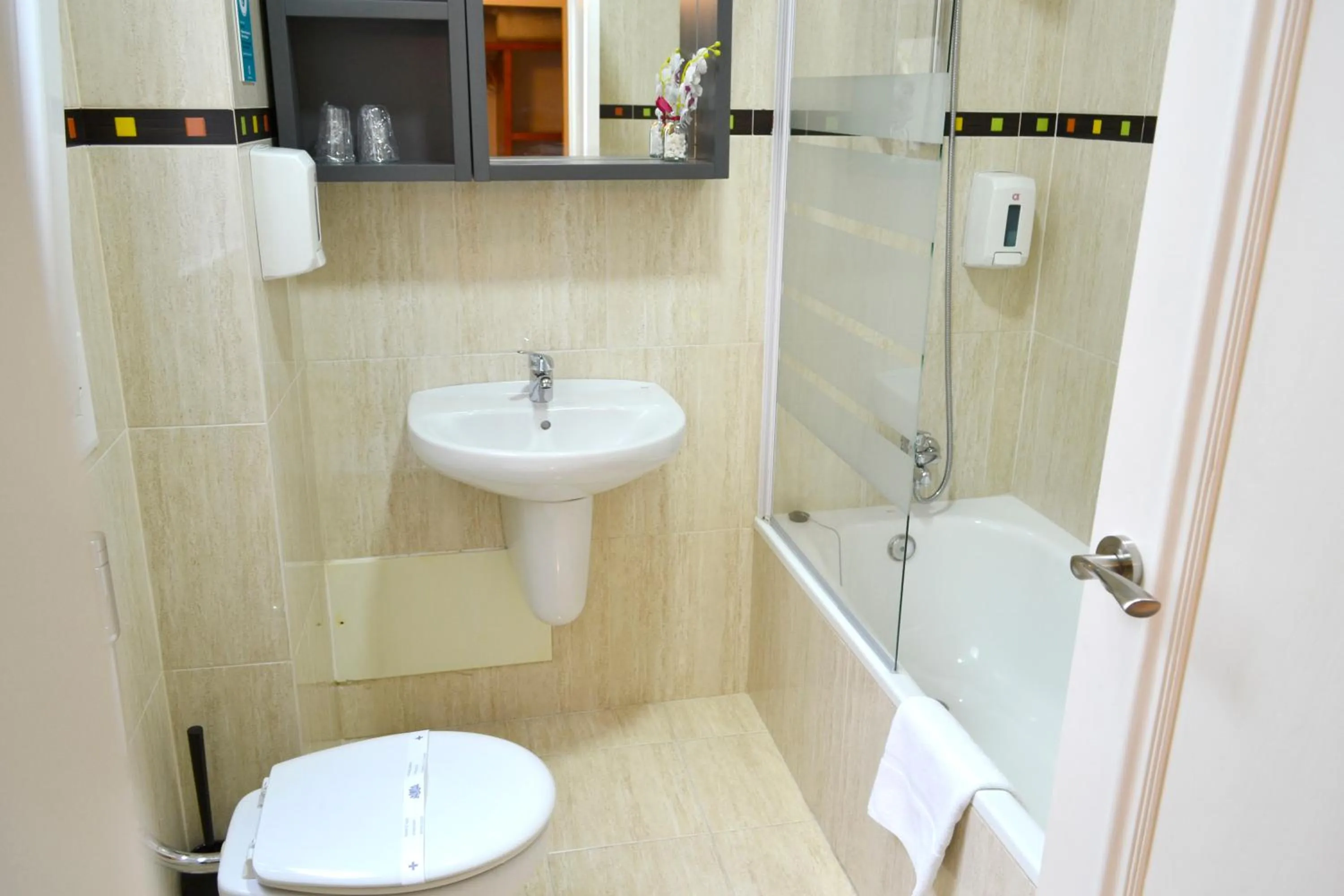 Bathroom in Hotel Alda Estación Vigo