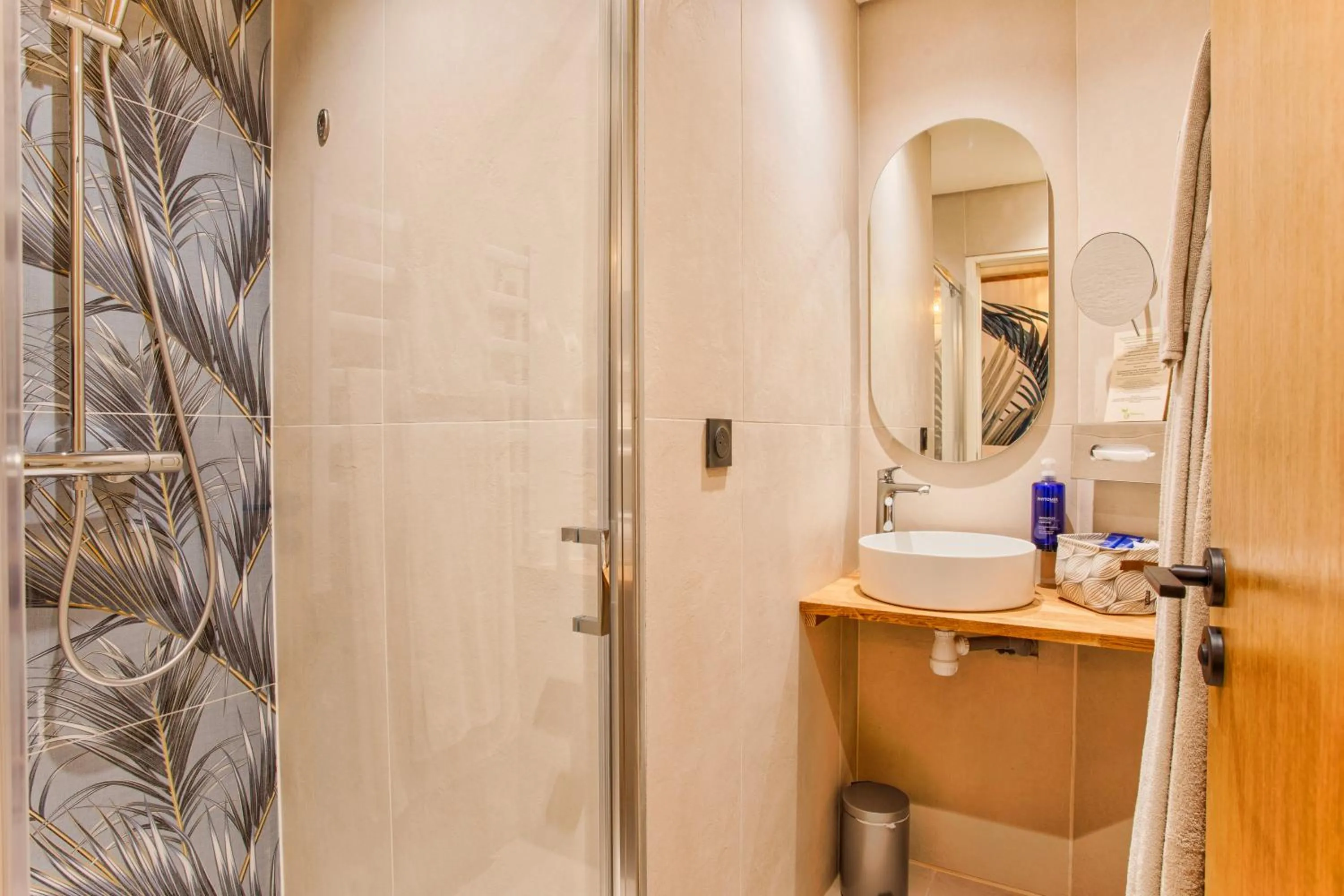 Bathroom in Le Castel Cabourg hôtel & SPA- Restaurant La Calypso