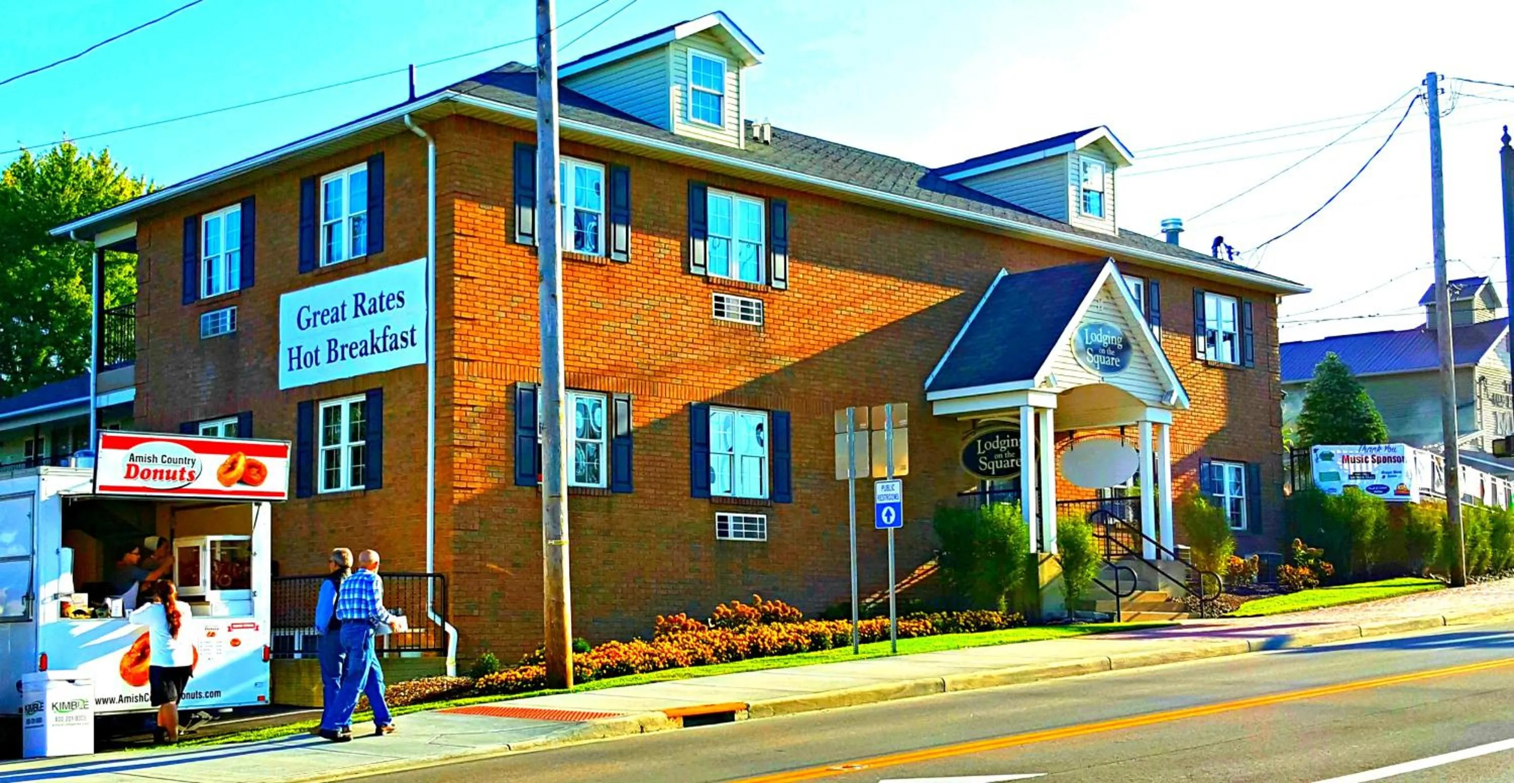 Facade/entrance in Lodging on the Square