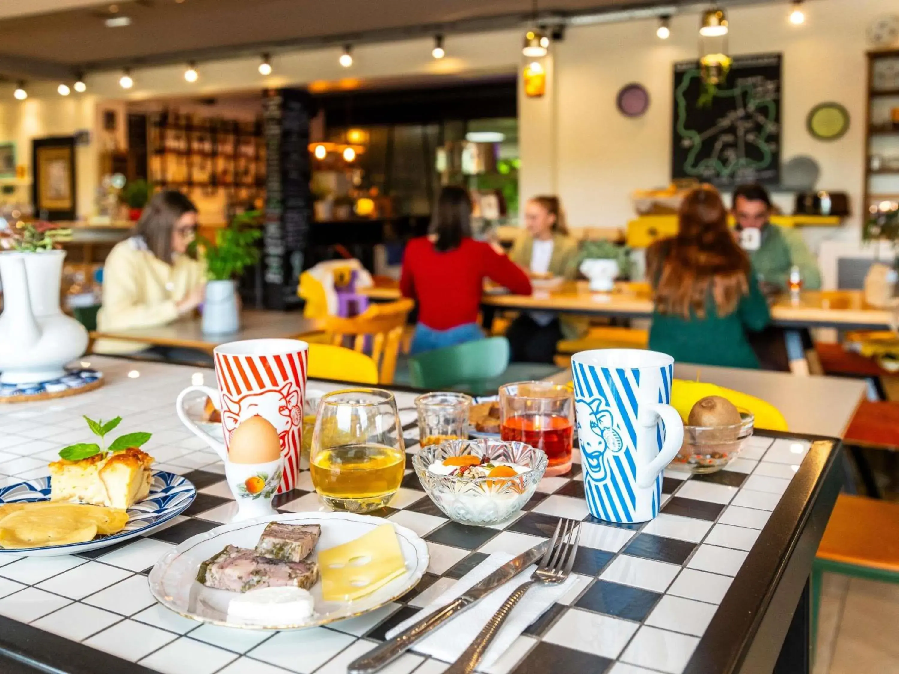 Property building in greet Hotel Beaune Property building in greet Hotel Beaune