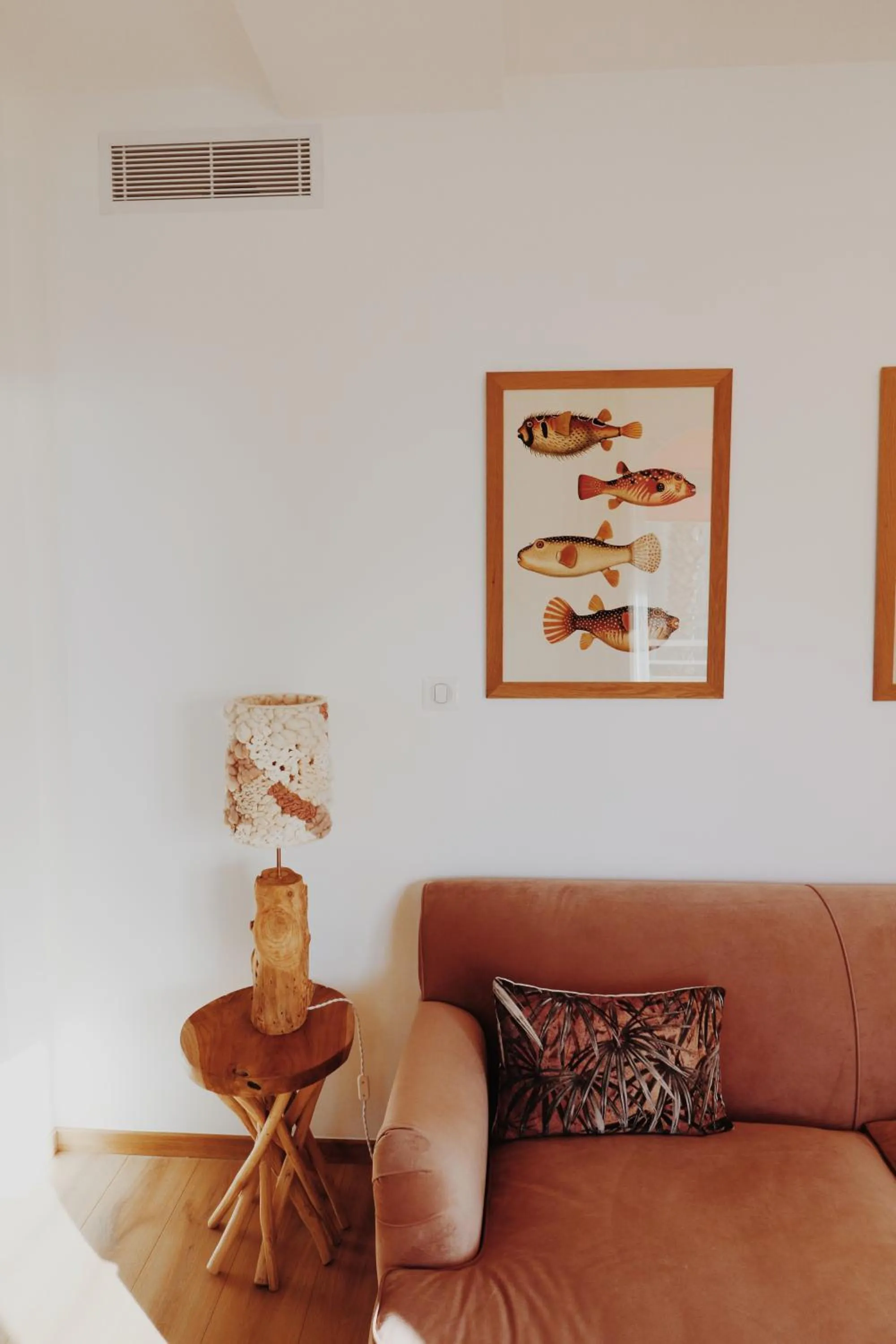 Decorative detail in Le Rose Thé