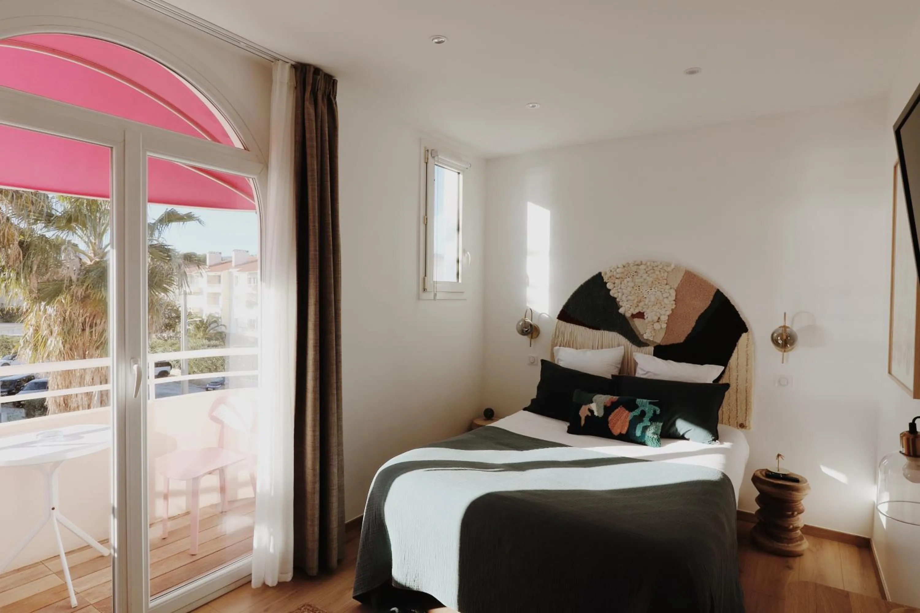 Bedroom, Bed in Le Rose Thé