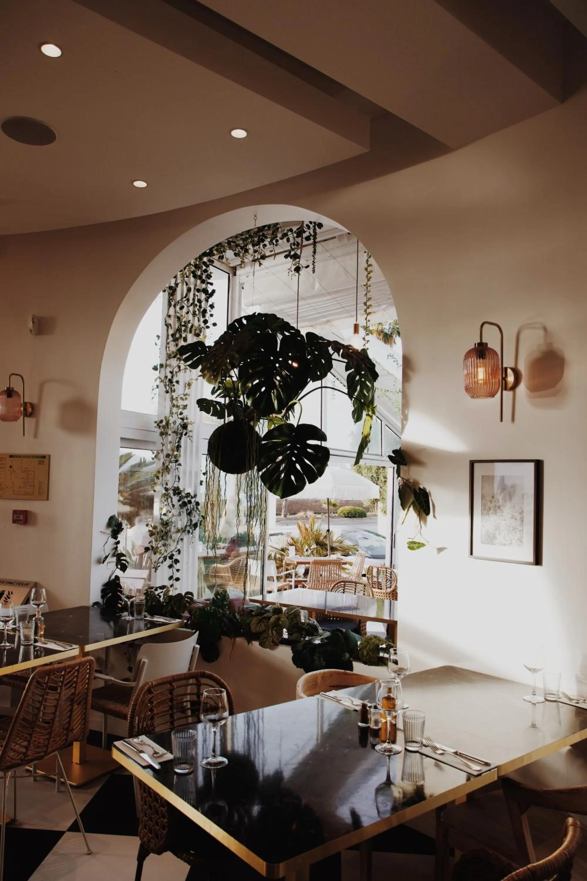 Restaurant/places to eat in Le Rose Thé