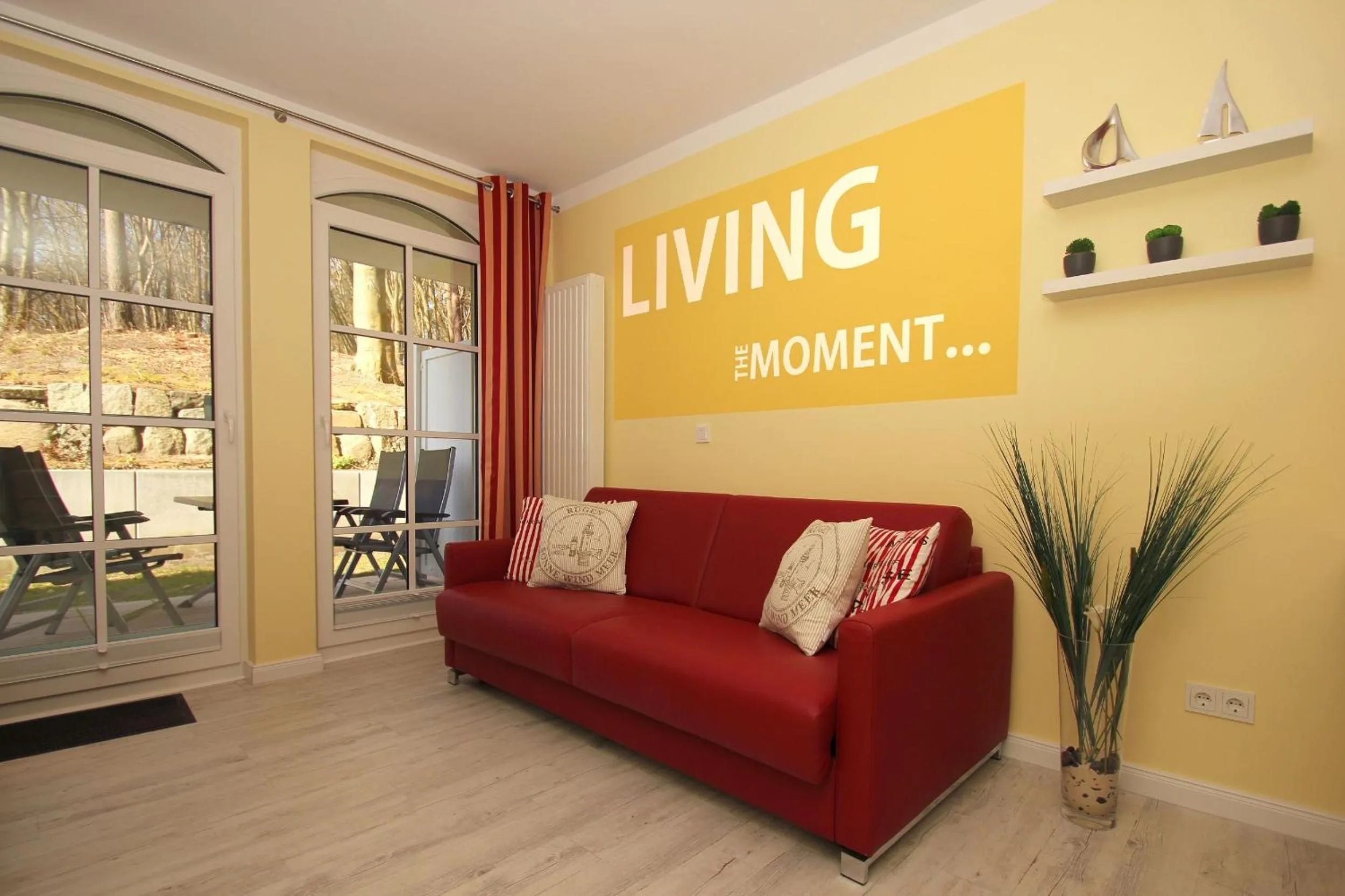 Living room in Strandresidenz Baabe Ferienwohnung 1-30 mit Sauna- und Schwimmbadnutzung im Haus