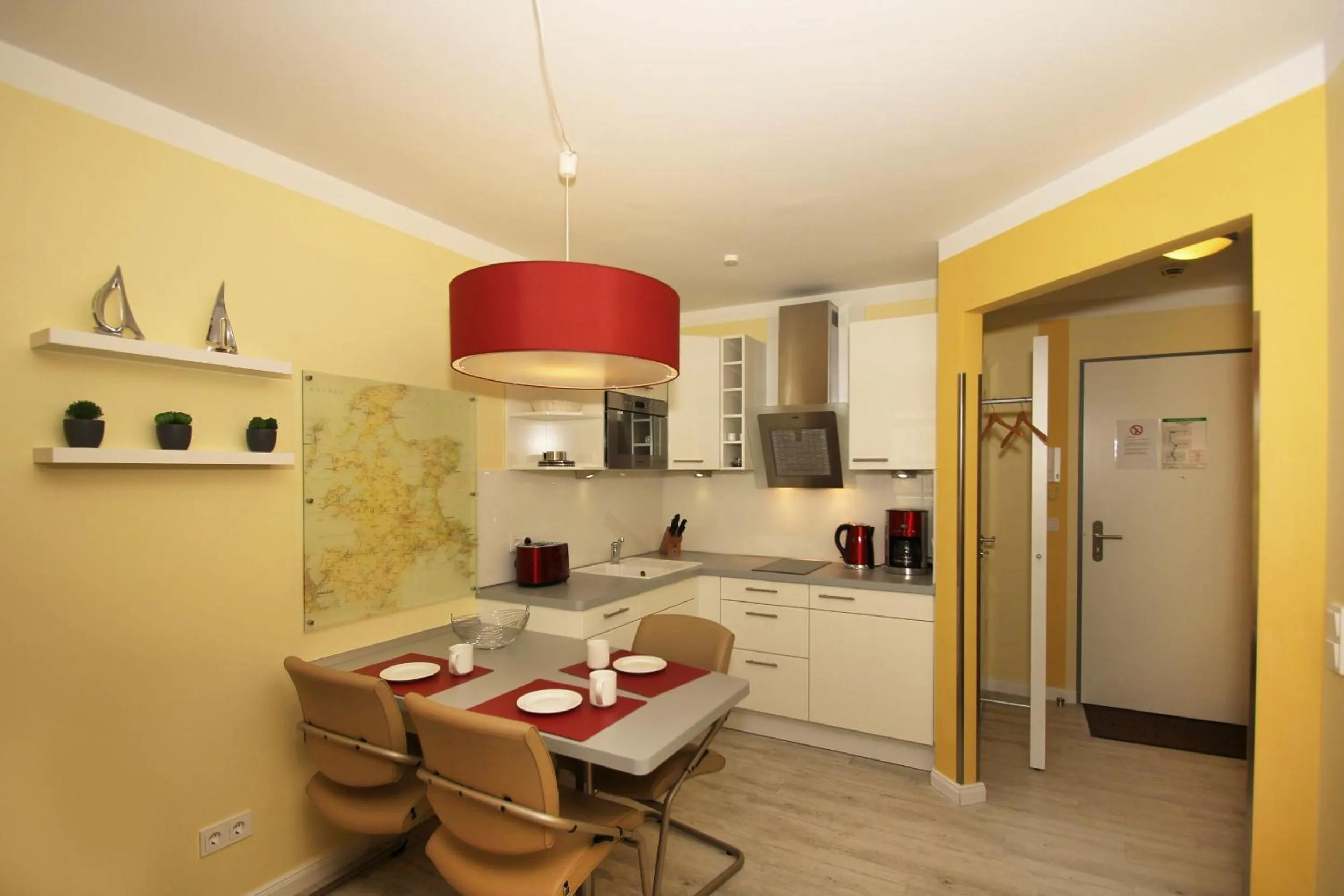 Kitchen or kitchenette in Strandresidenz Baabe Ferienwohnung 1-30 mit Sauna- und Schwimmbadnutzung im Haus