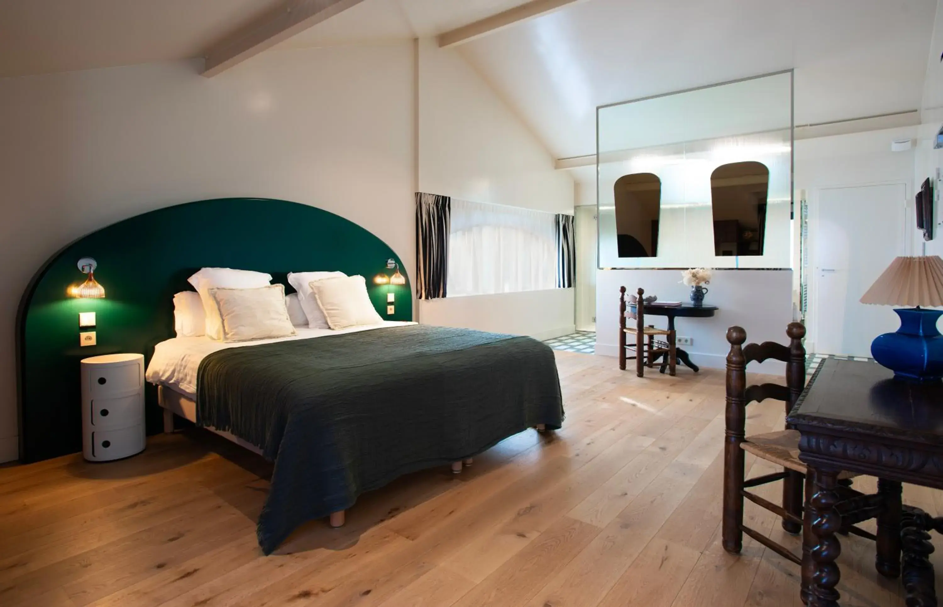 Bedroom, Bed in Hôtel Kemaris Bedroom, Bed in Hôtel Kemaris