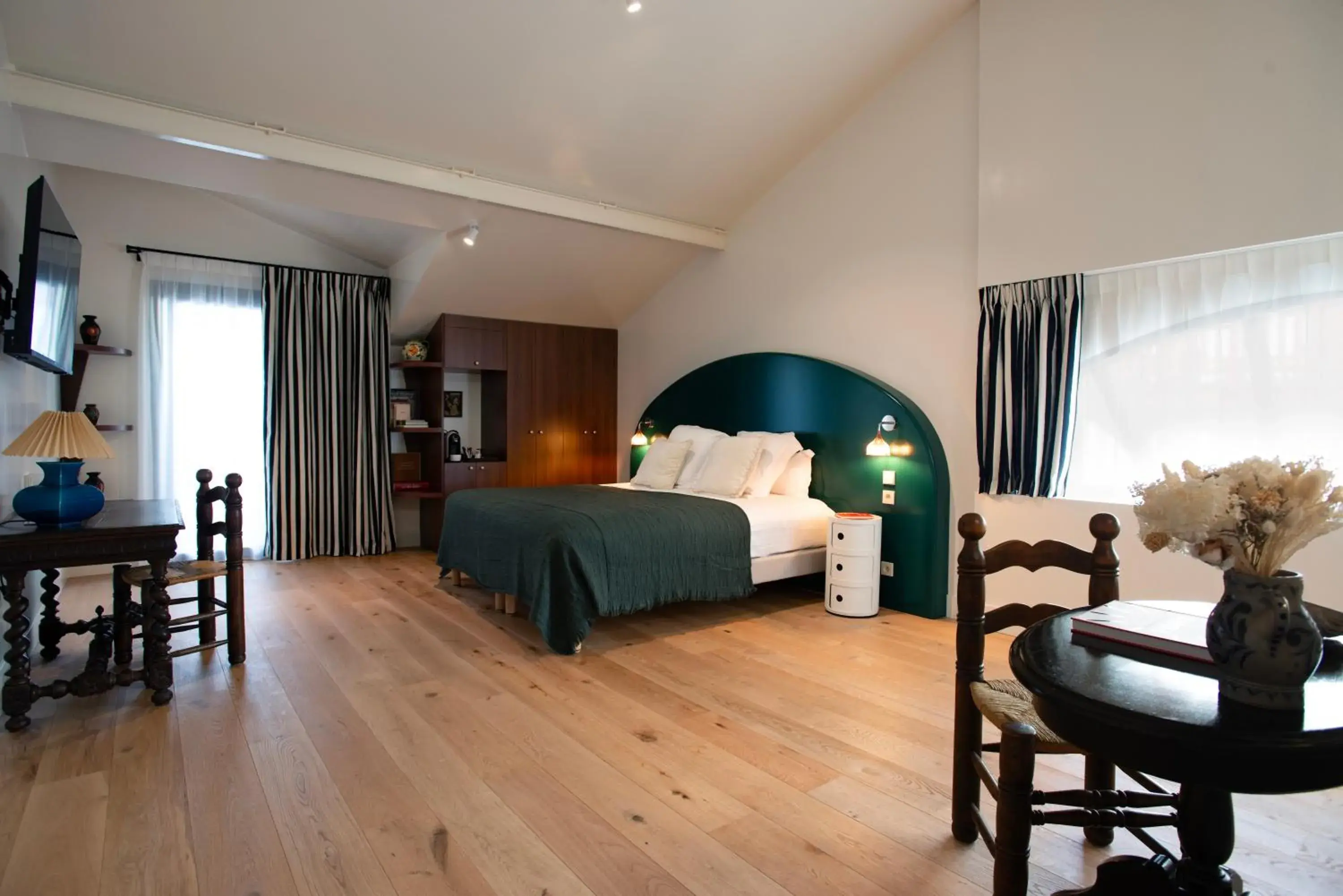 Bedroom, Bed in Hôtel Kemaris Bedroom, Bed in Hôtel Kemaris