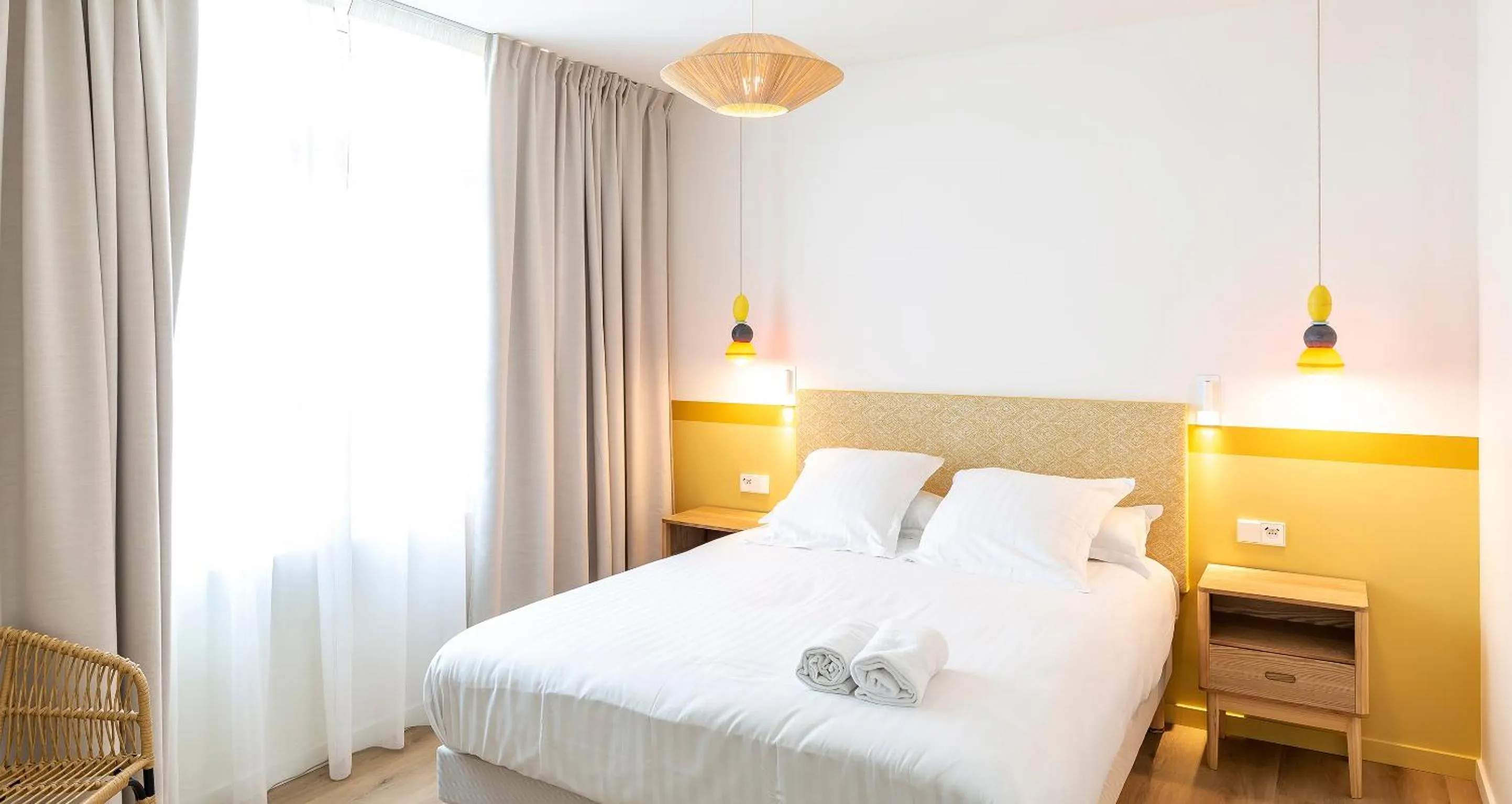 Bedroom, Bed in Hôtel Kemaris