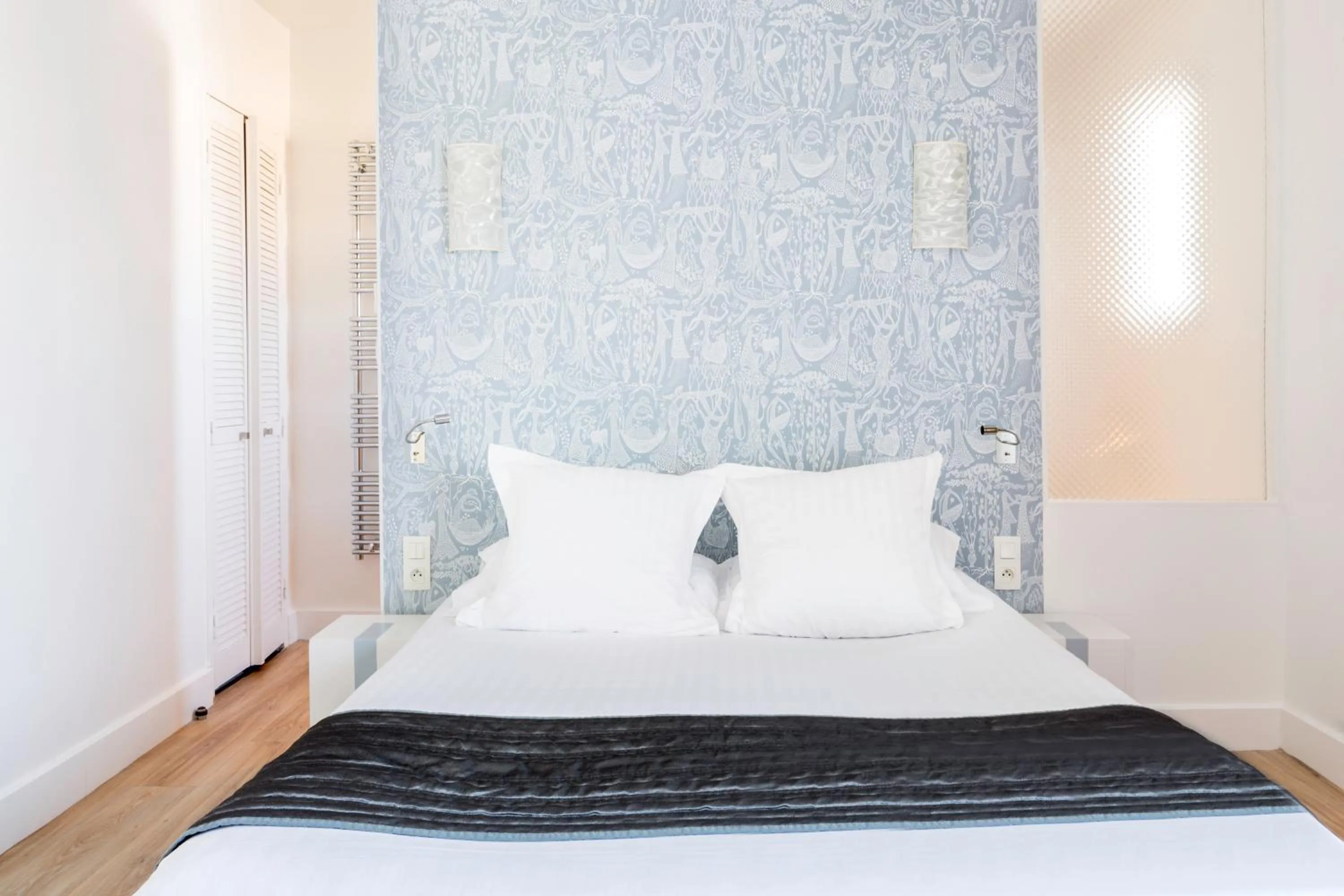 Bedroom, Bed in Hôtel Kemaris