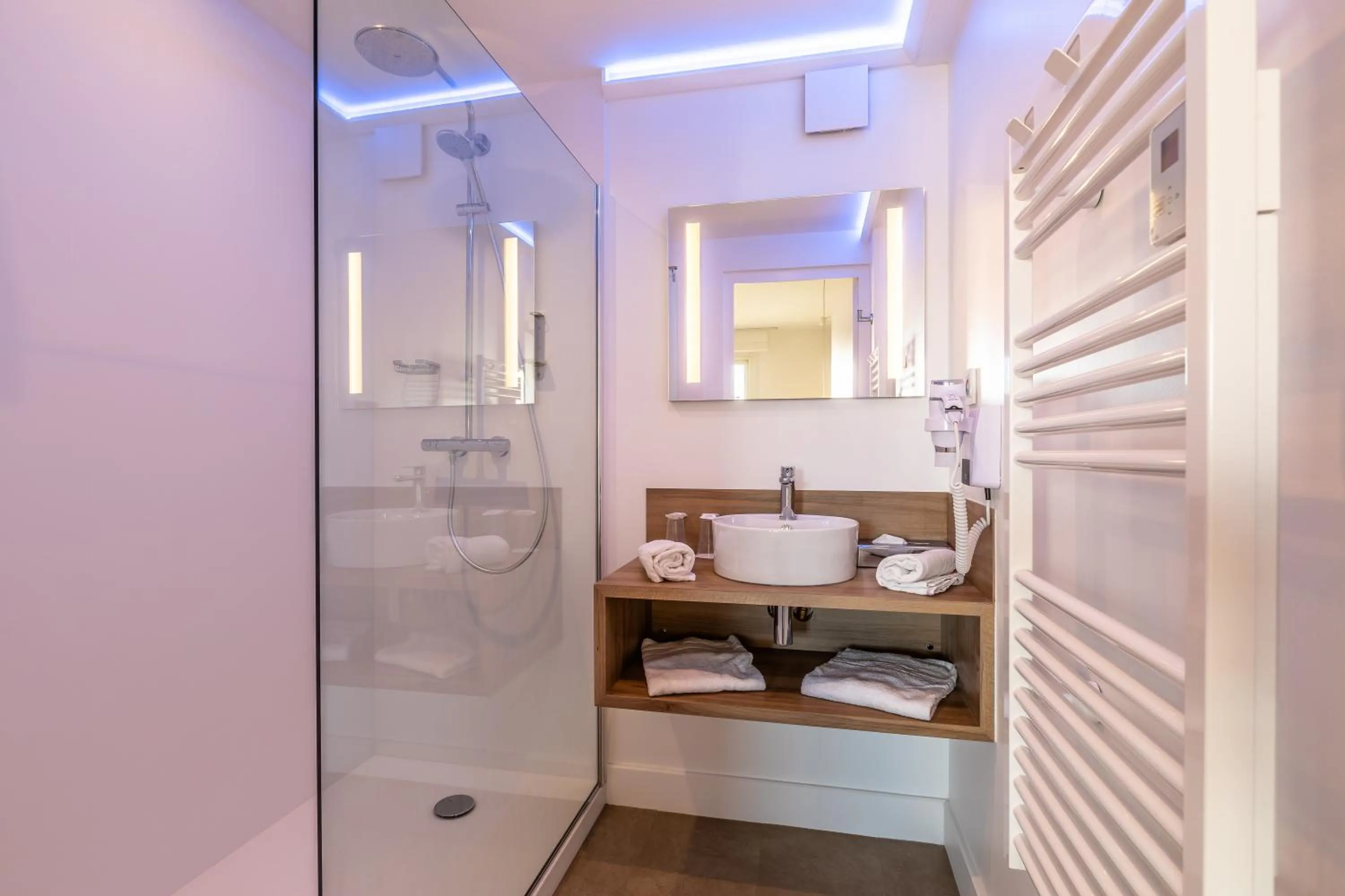 Bathroom in Hôtel Kemaris