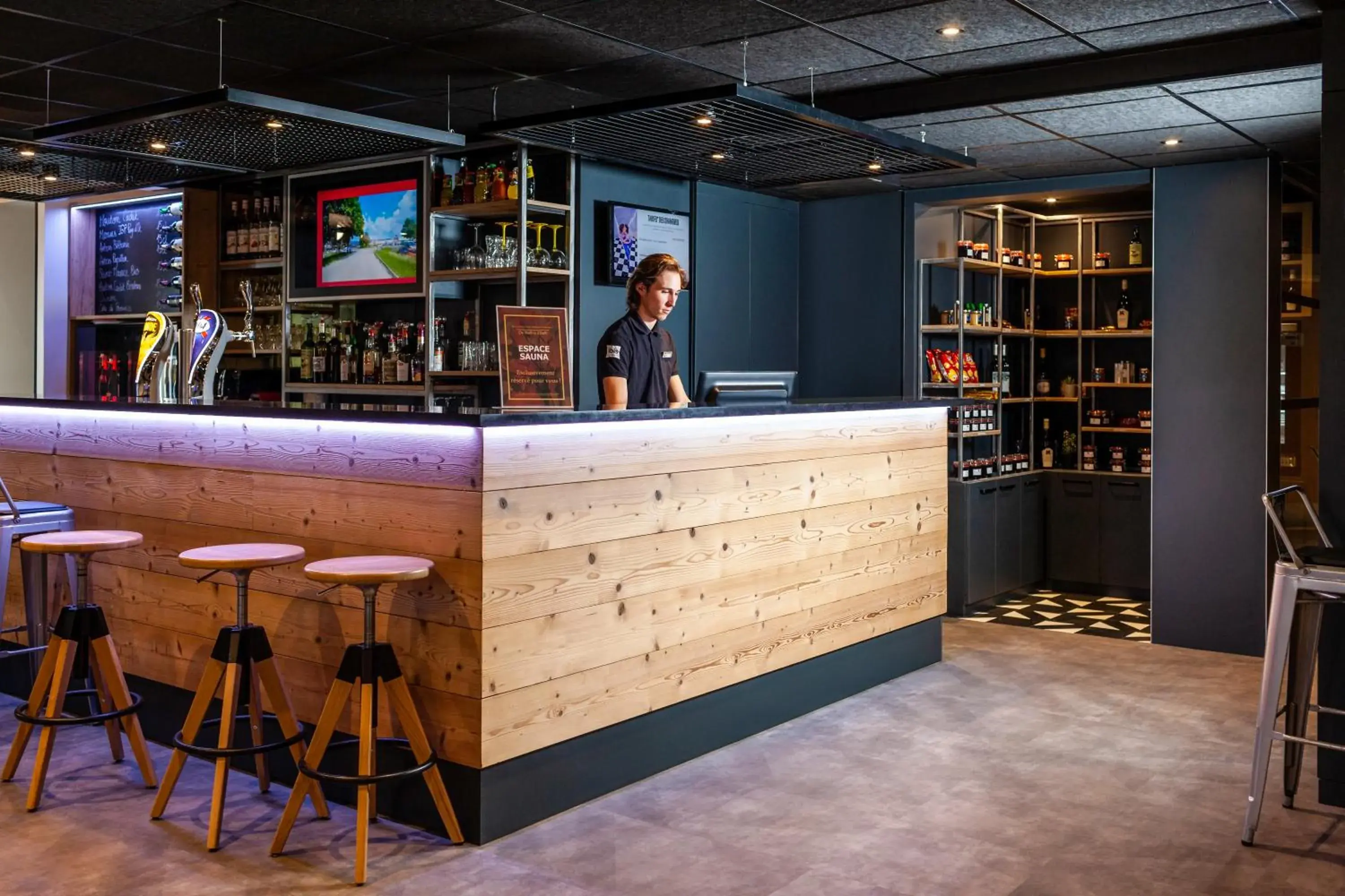 Lobby or reception in Ibis Pontarlier Lobby or reception in Ibis Pontarlier