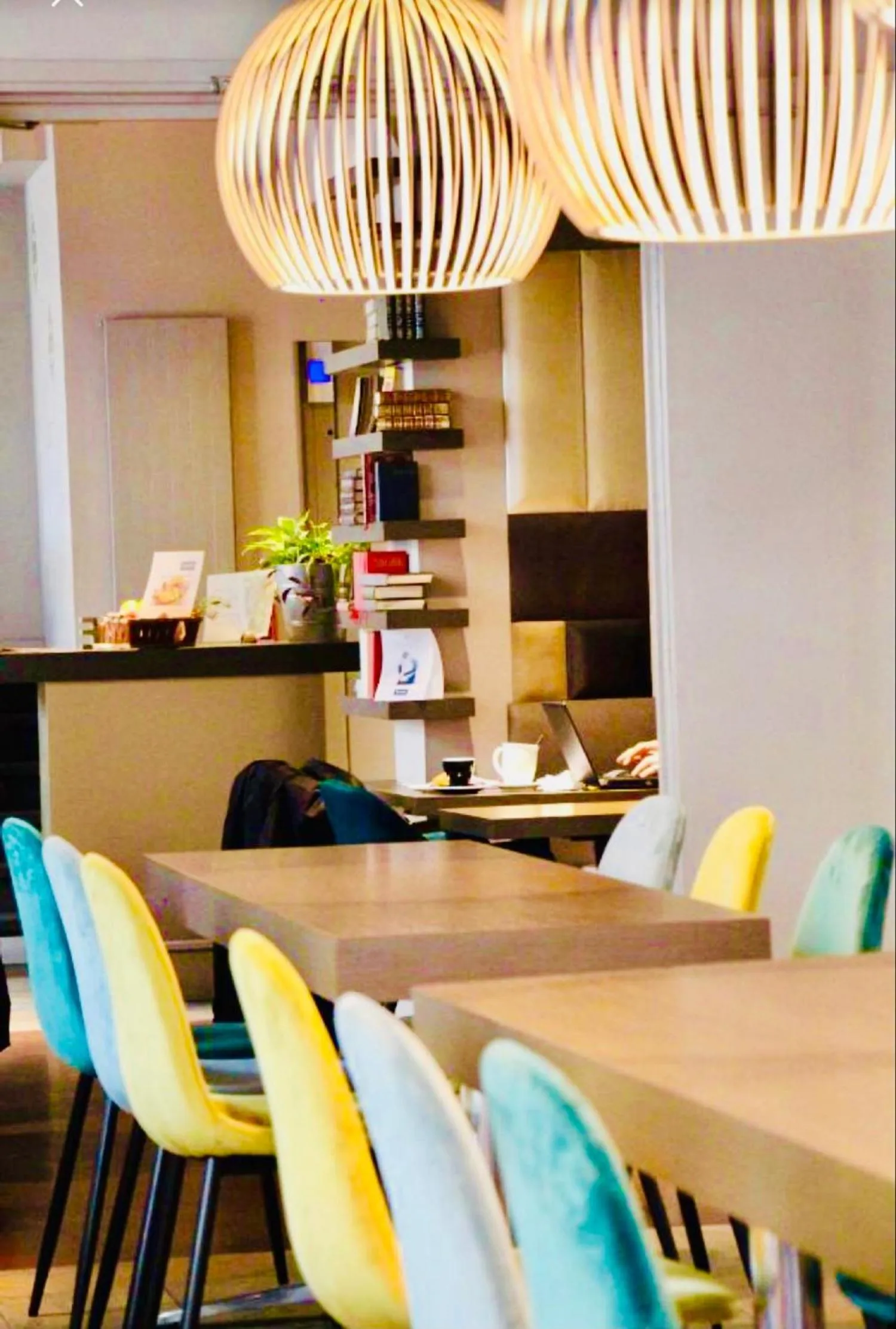 Restaurant/places to eat in Kyriad Restaurant Centre SPA Vichy