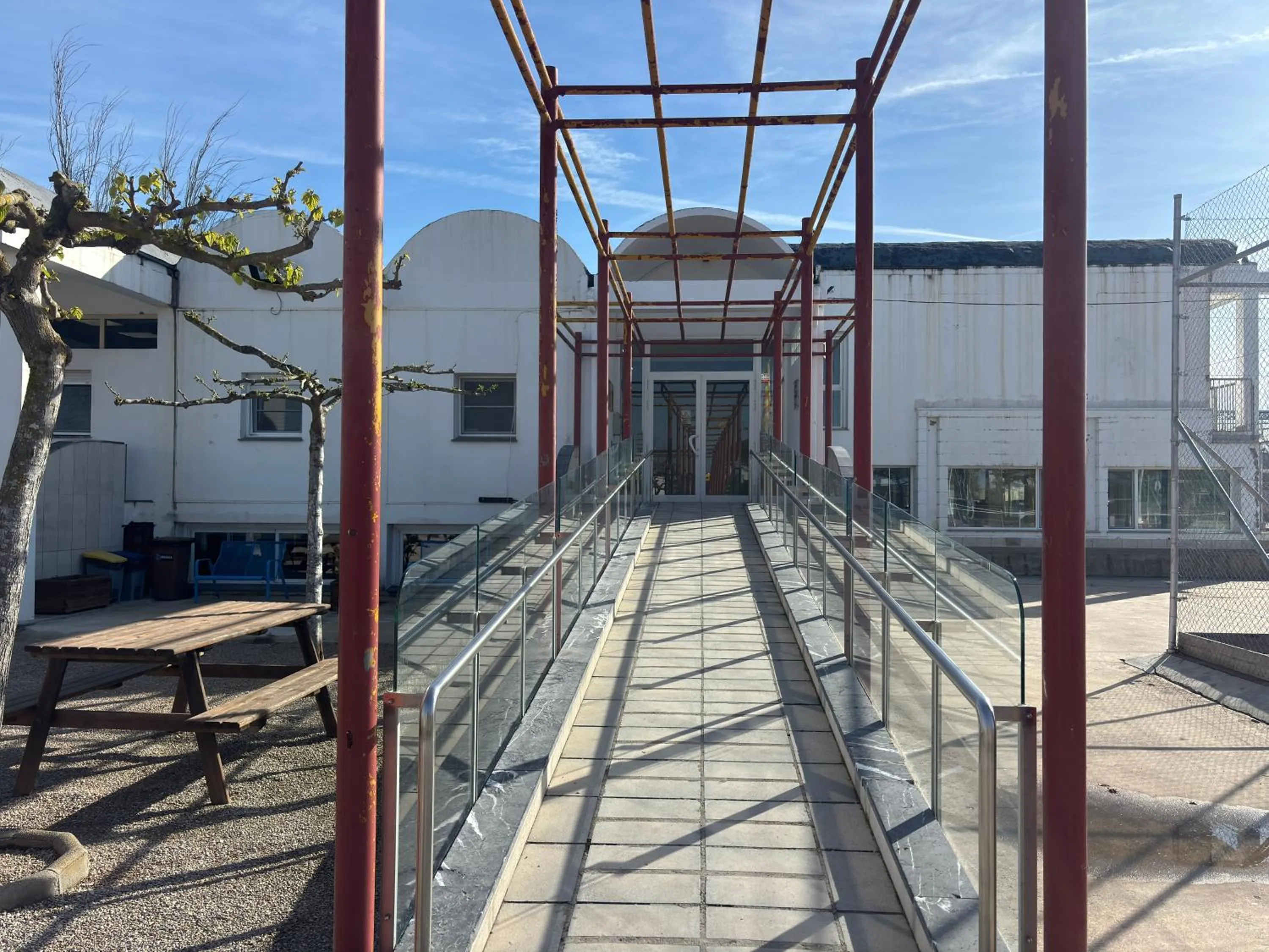 Property building in Alberg Deltebre Xanascat