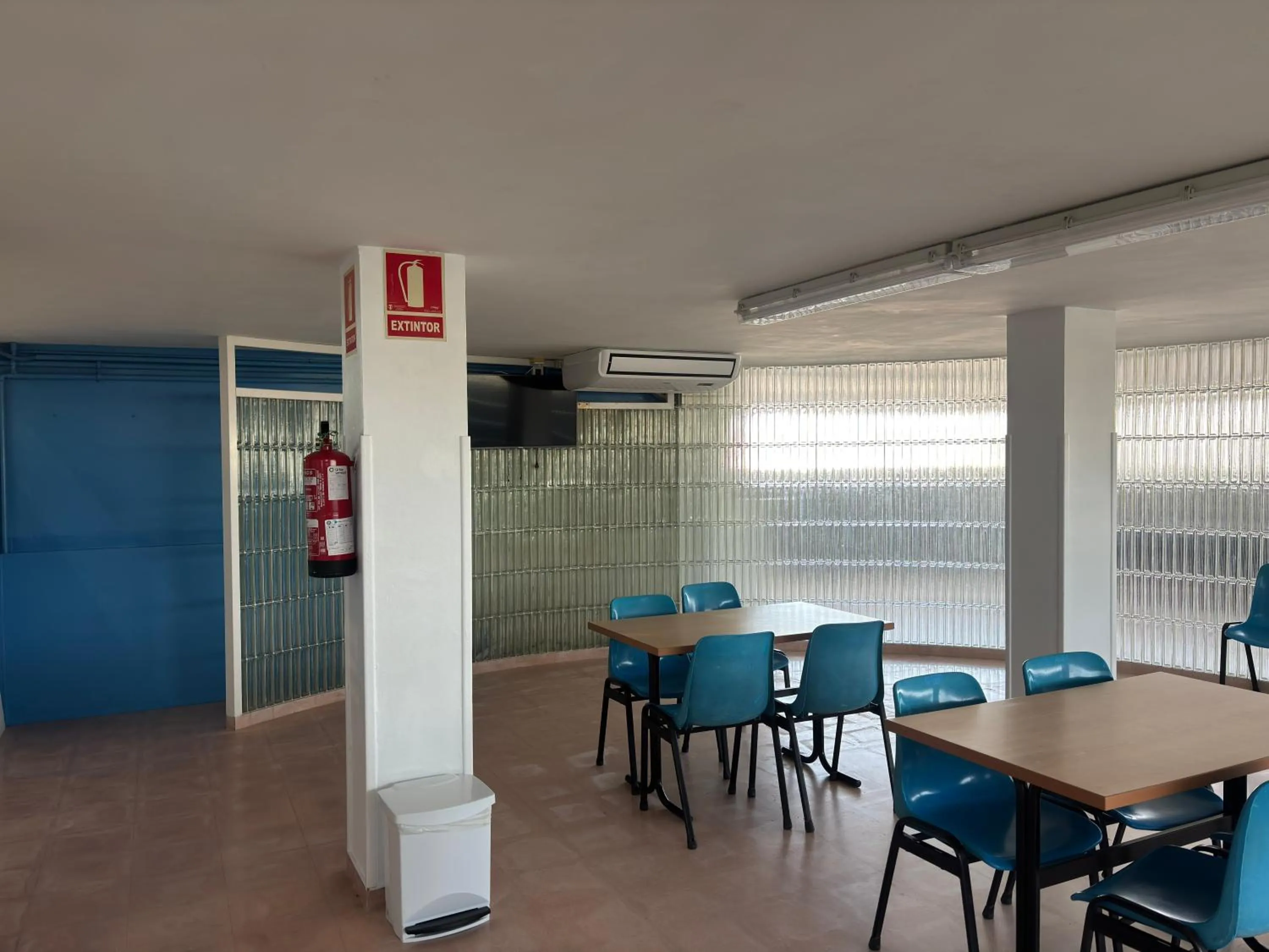 Communal lounge/ TV room in Alberg Deltebre Xanascat