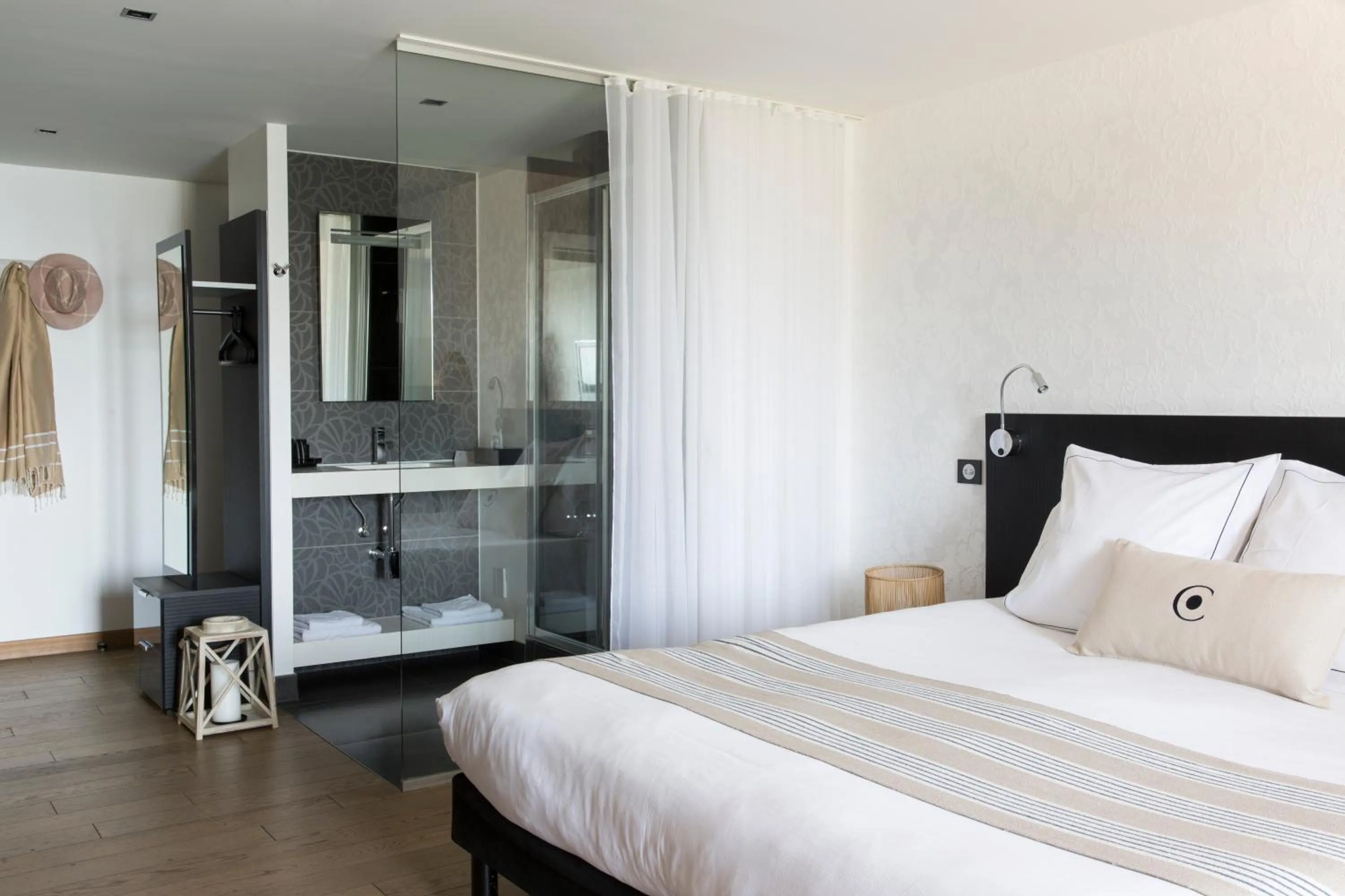 Bed in Castel Beau Site