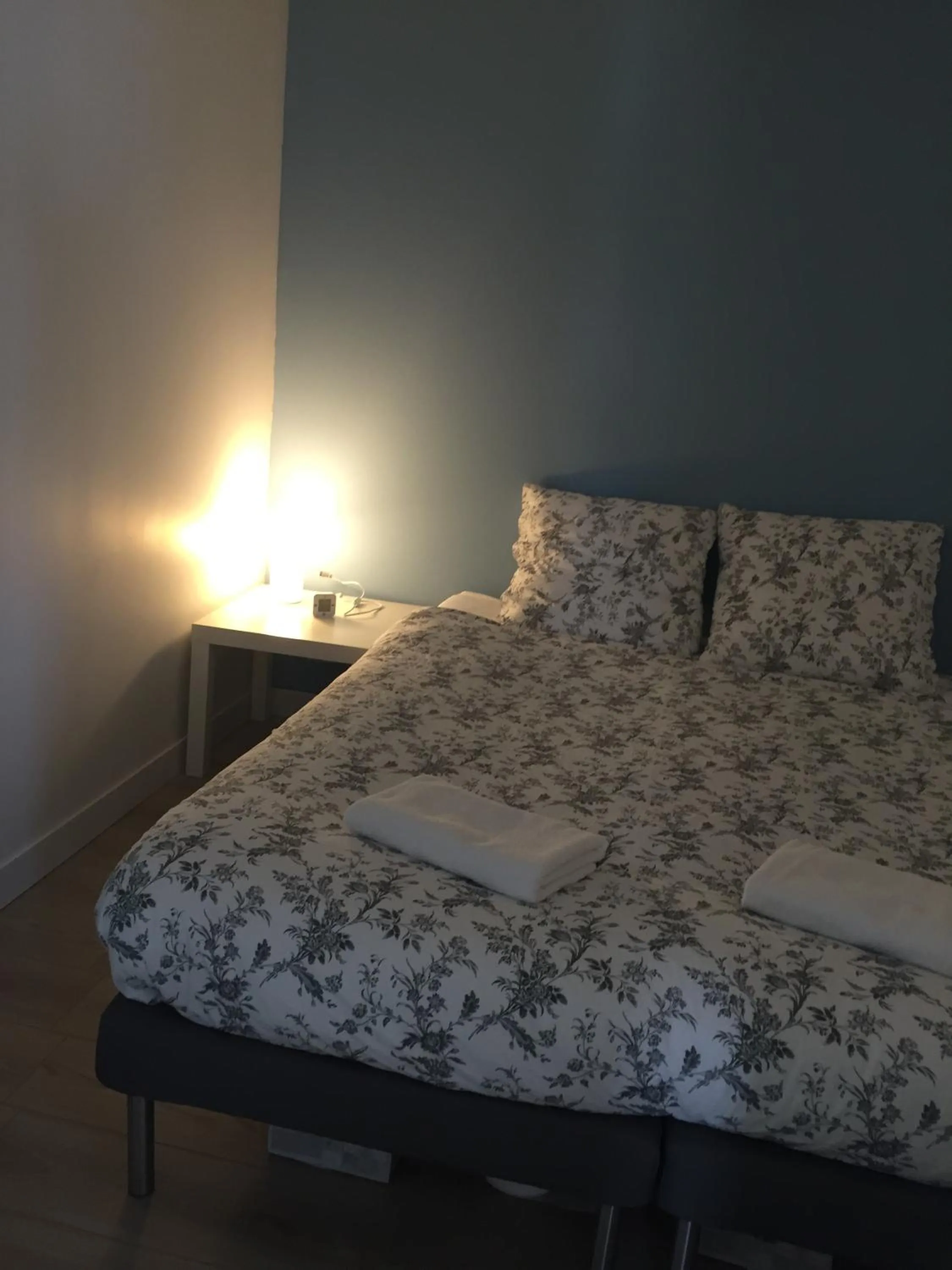 Bedroom, Bed in Appartement Design II - Port du Rosmeur -Douarnenez